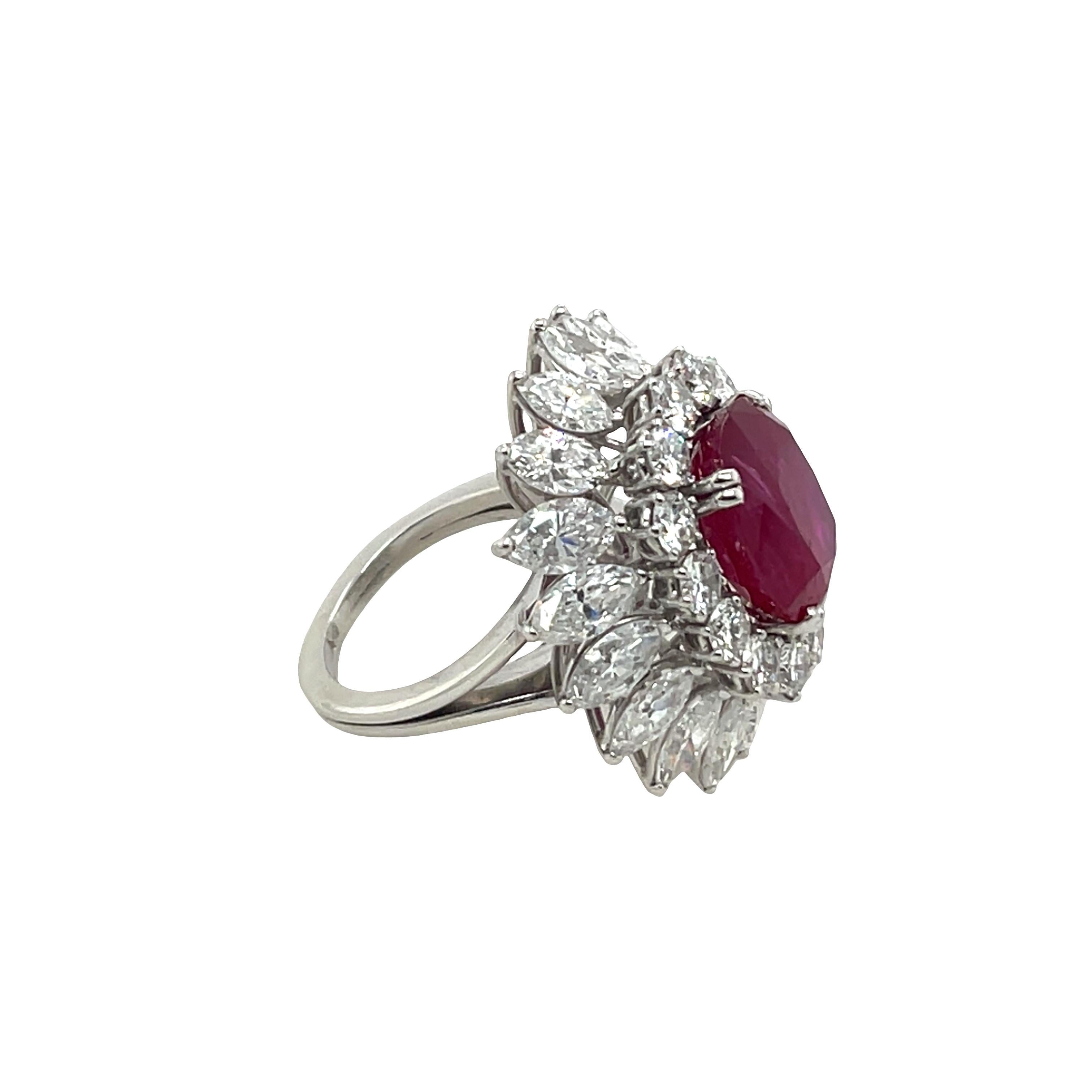 Vintage Rubin & Diamant Cluster Ring in Platin im Angebot 4