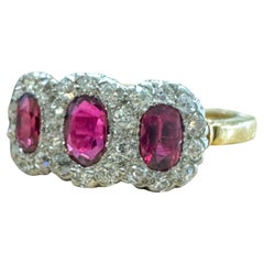 Vintage Rubin & Diamant Cocktail Ring