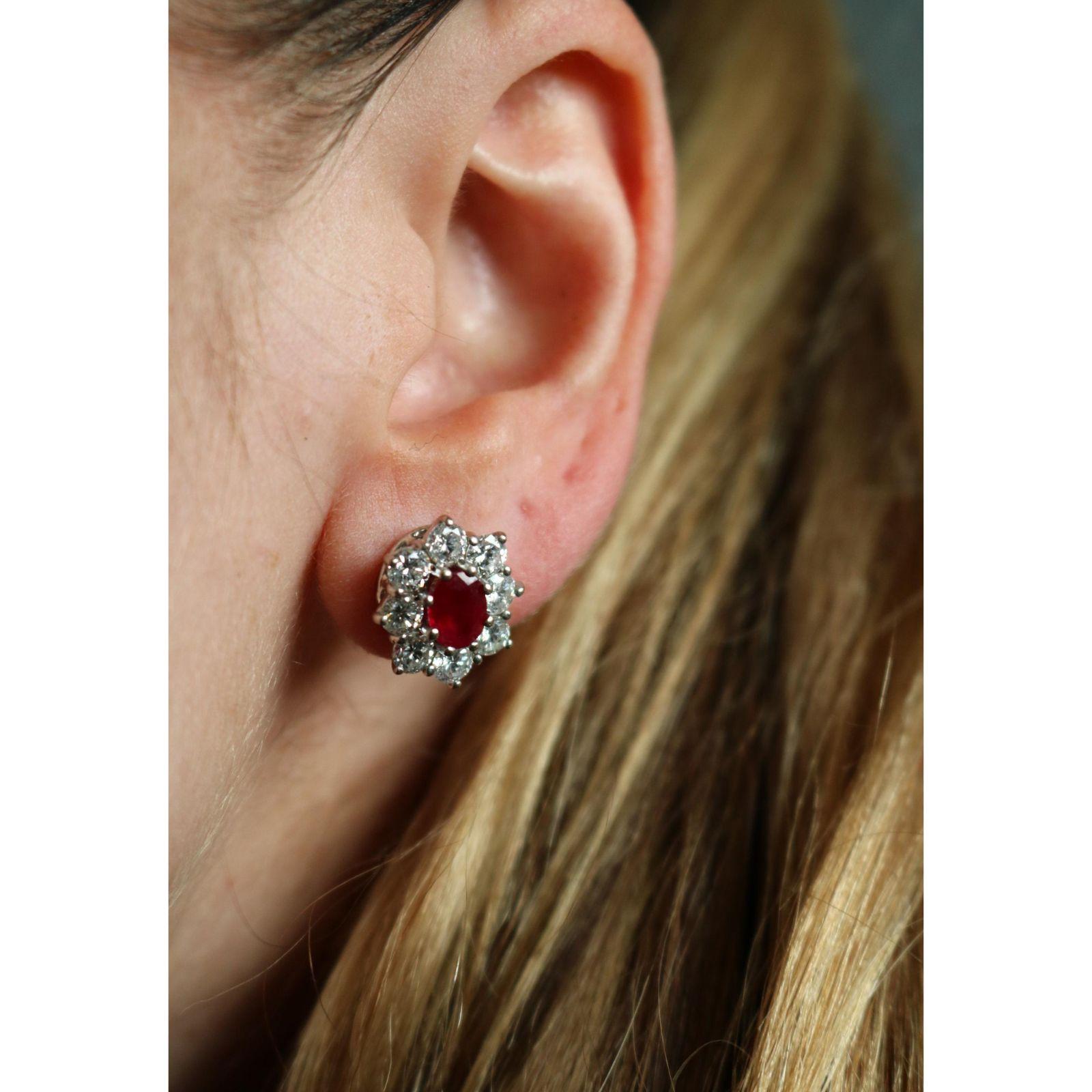 Vintage Rubin Diamant Halo Ohrstecker Platin 14K Backs Burma erhitzt ~4.4ctw im Angebot 5