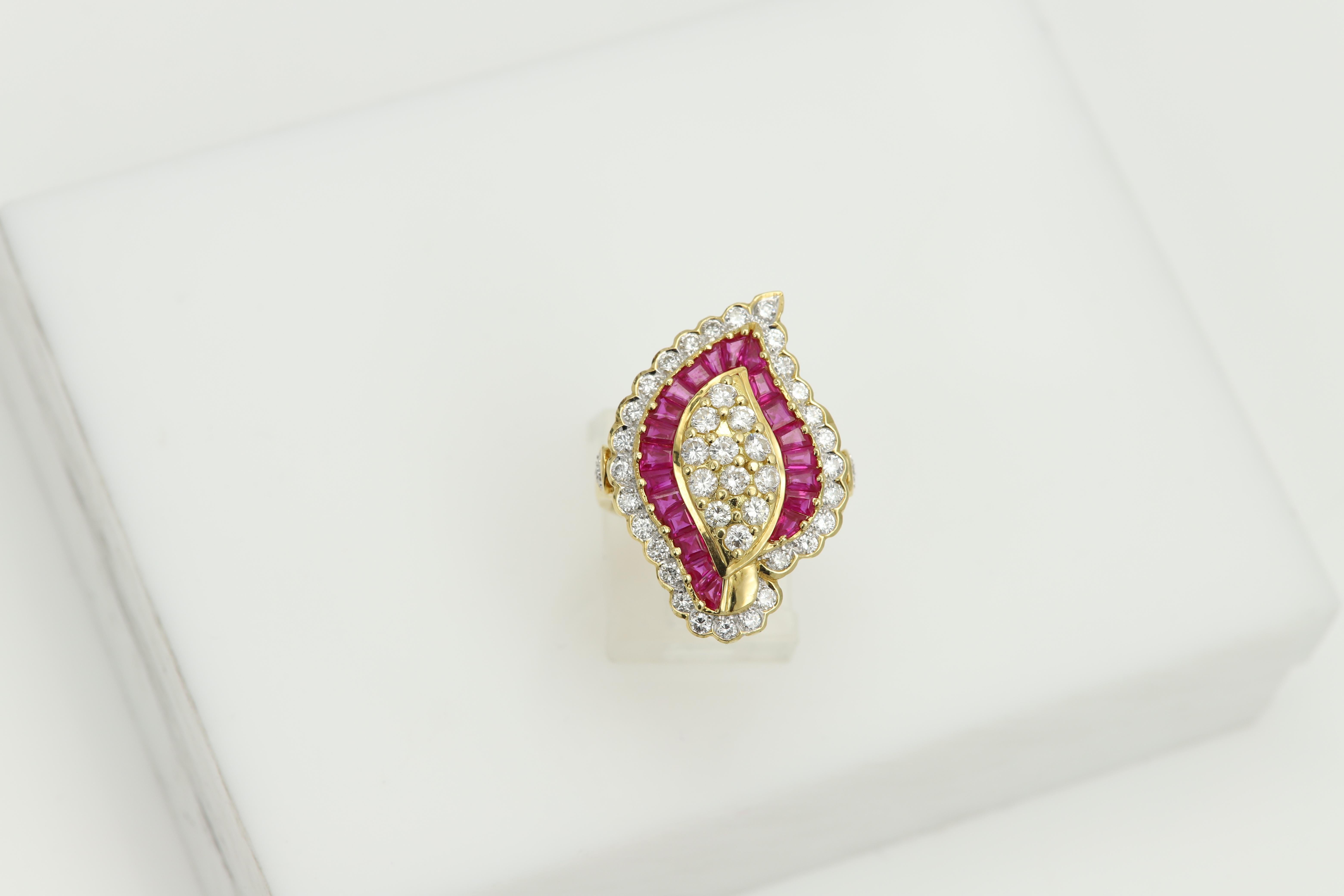 Vintage Rubin-Diamant-Ring aus 18 Karat natürlichem Baguette-Rubin und natürlichen Diamanten im Zustand „Neu“ im Angebot in Brooklyn, NY