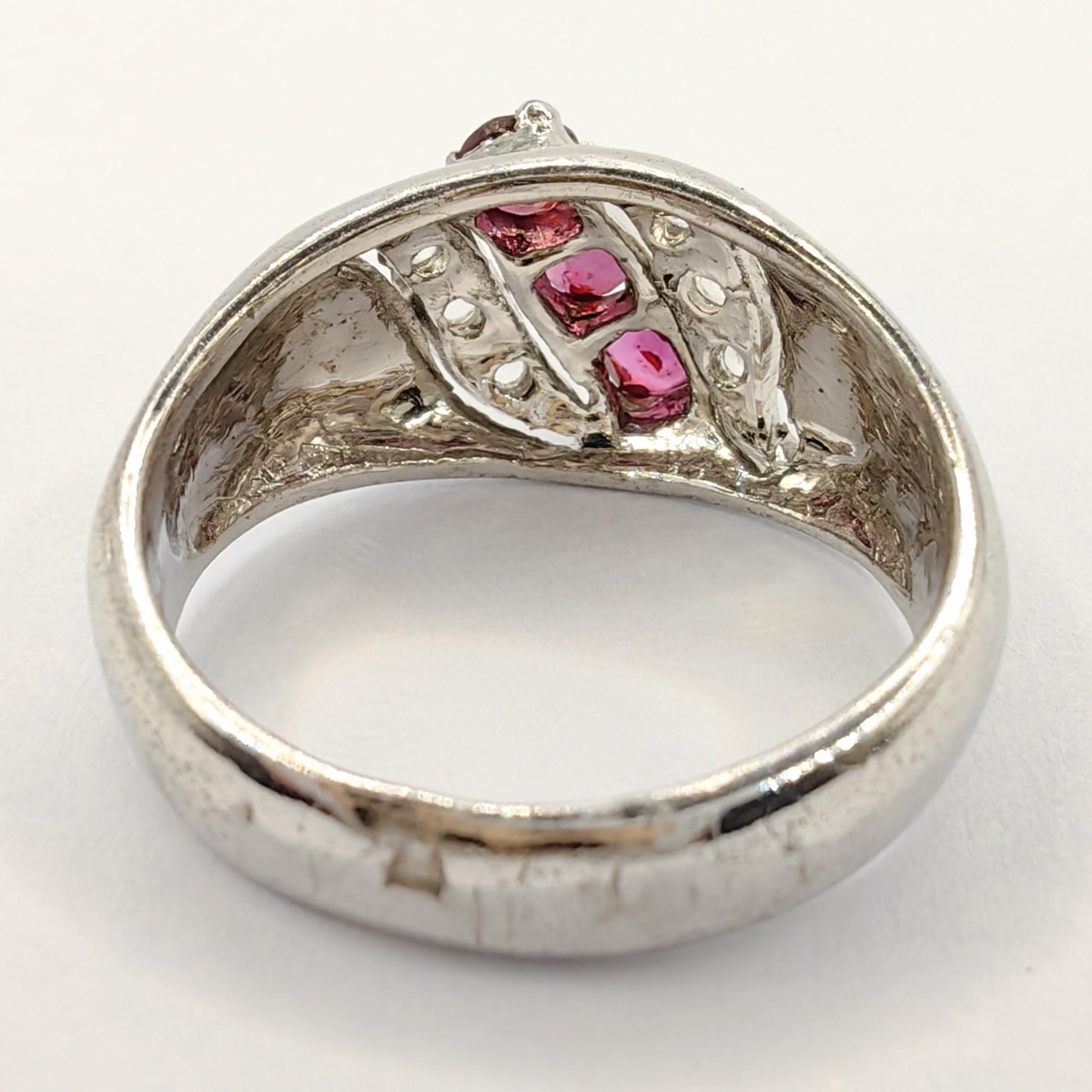 Vintage Ruby Diamond Ring in 925 Sterling Silver In New Condition For Sale In Wan Chai District, HK
