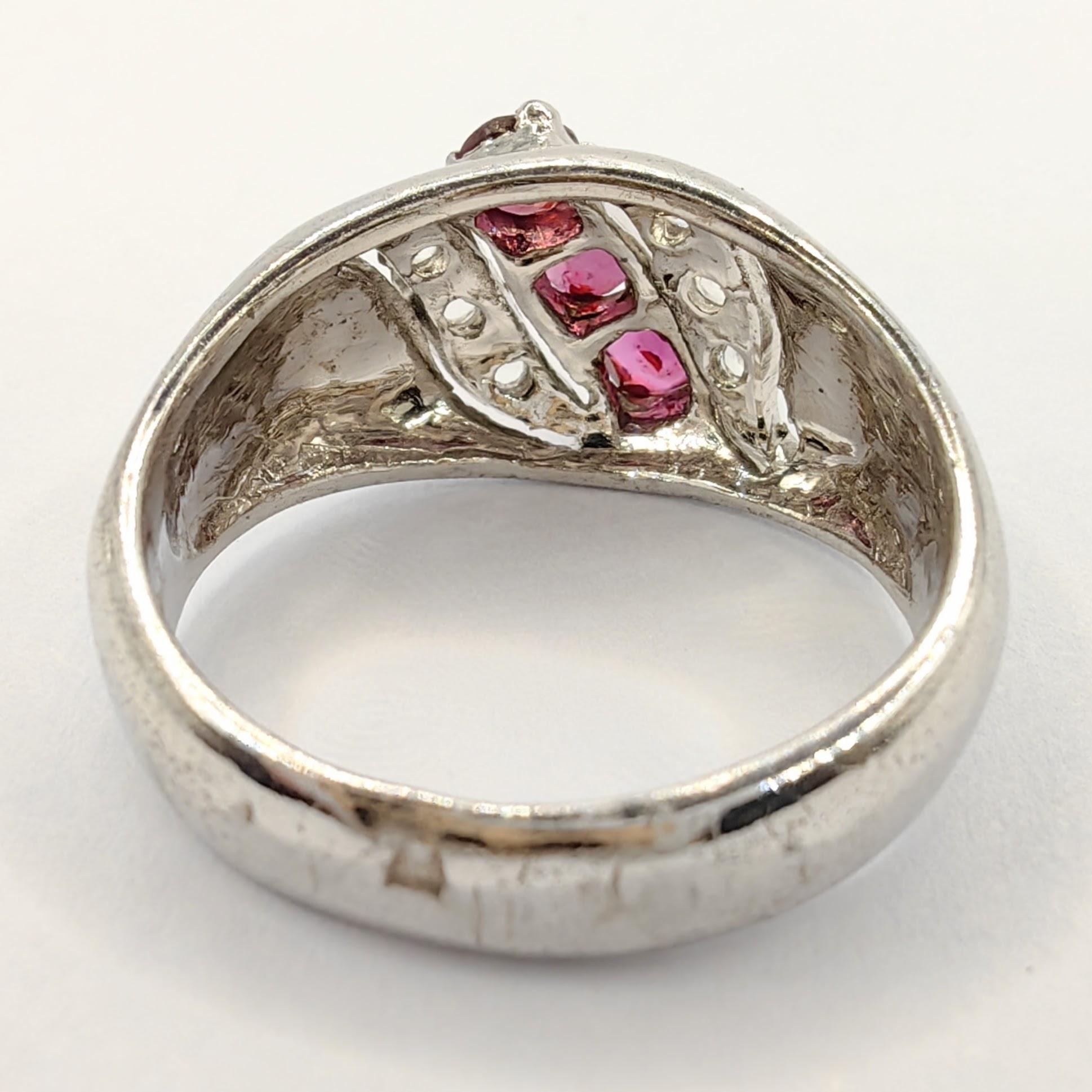 Vintage Ruby Diamond Ring in 925 Sterling Silver In New Condition For Sale In Wan Chai District, HK