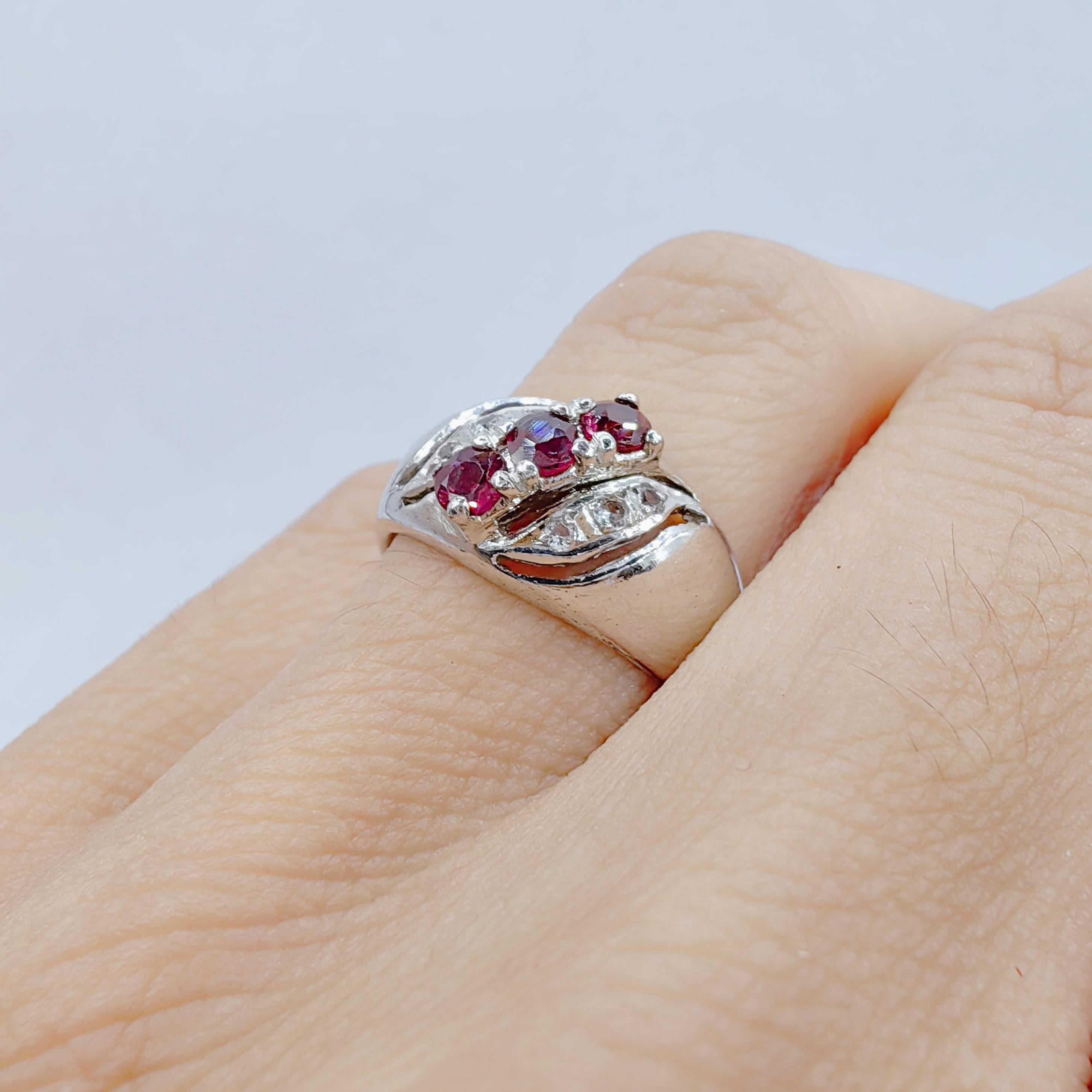 Vintage Ruby Diamond Ring in 925 Sterling Silver For Sale 2