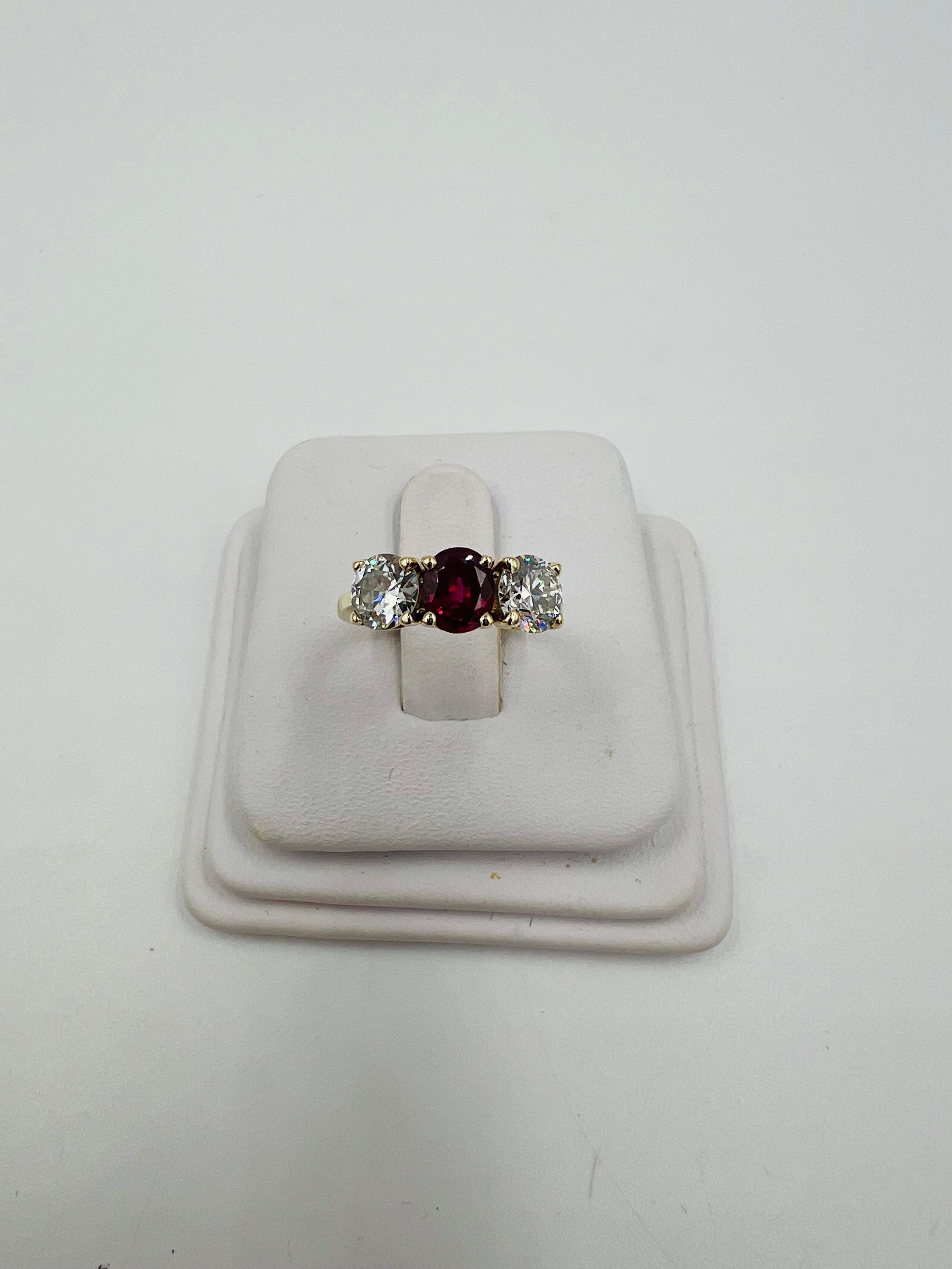 Vintage Rubin Diamant Gelbgold Drei Stein Ring 10