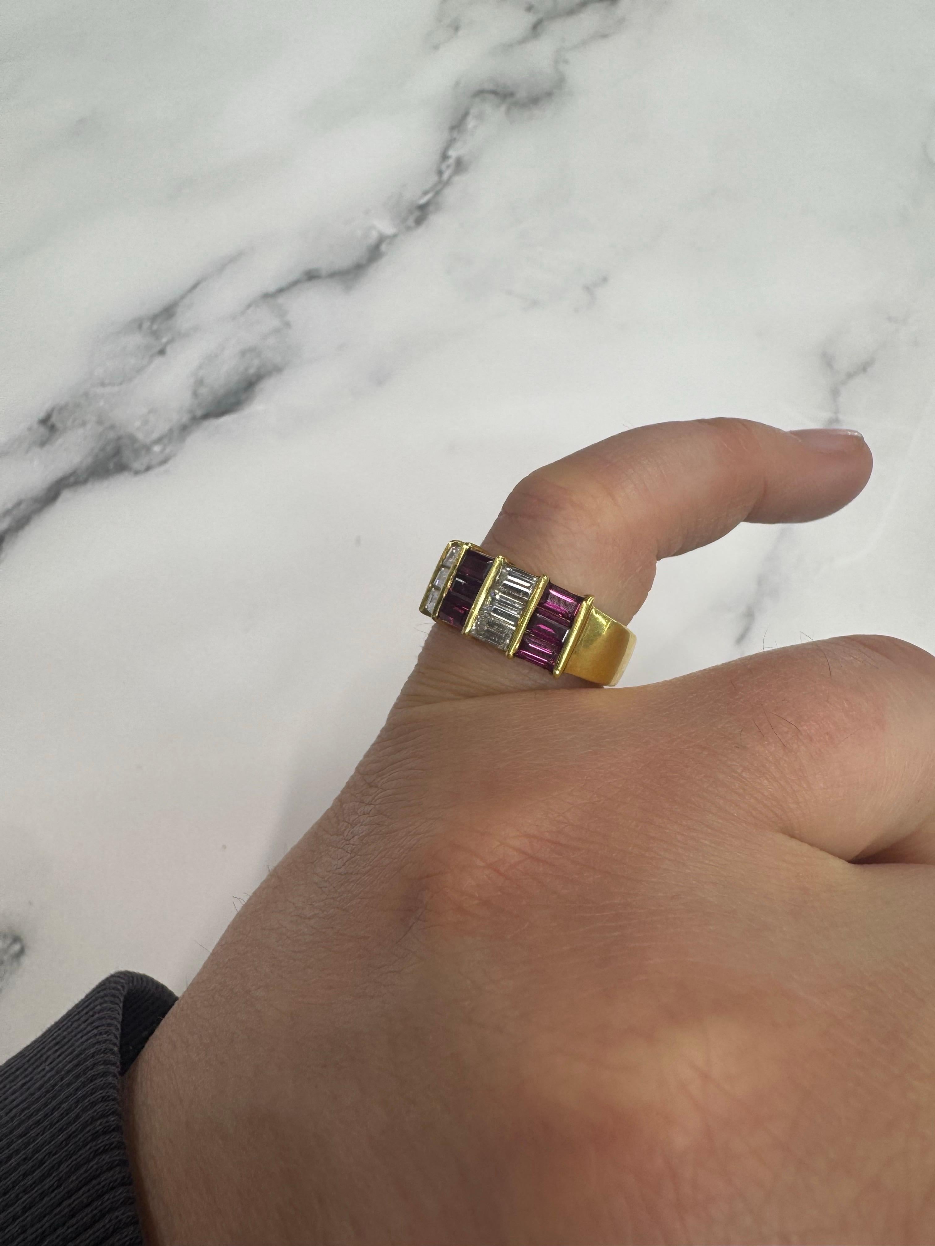 Vintage Ruby Diamonds Emerald Cut Band 2.85 CTTW 18 Karat Yellow Gold 9.5 Grams For Sale 5