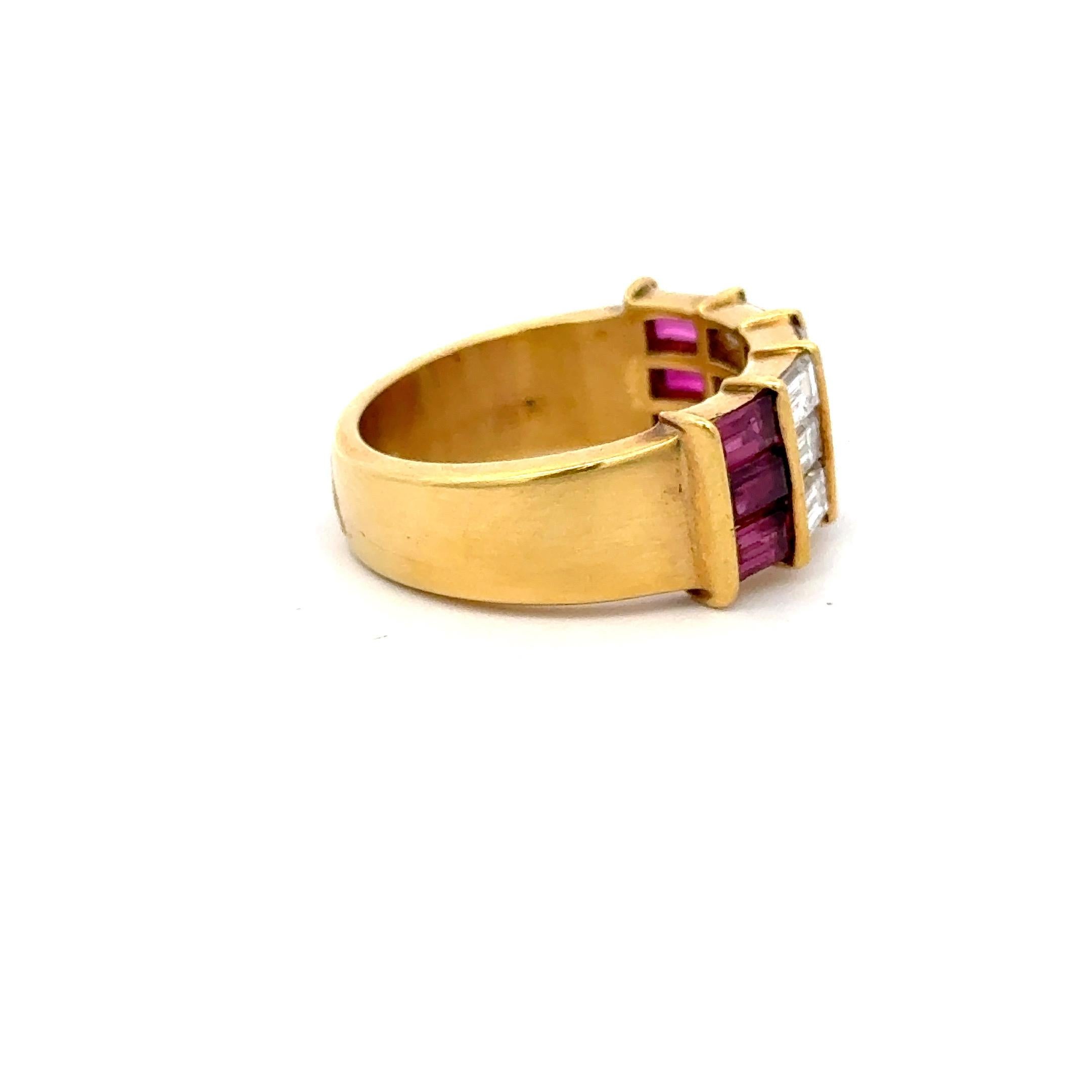 Vintage Ruby Diamonds Emerald Cut Band 2.85 CTTW 18 Karat Yellow Gold 9.5 Grams In Excellent Condition For Sale In New York, NY