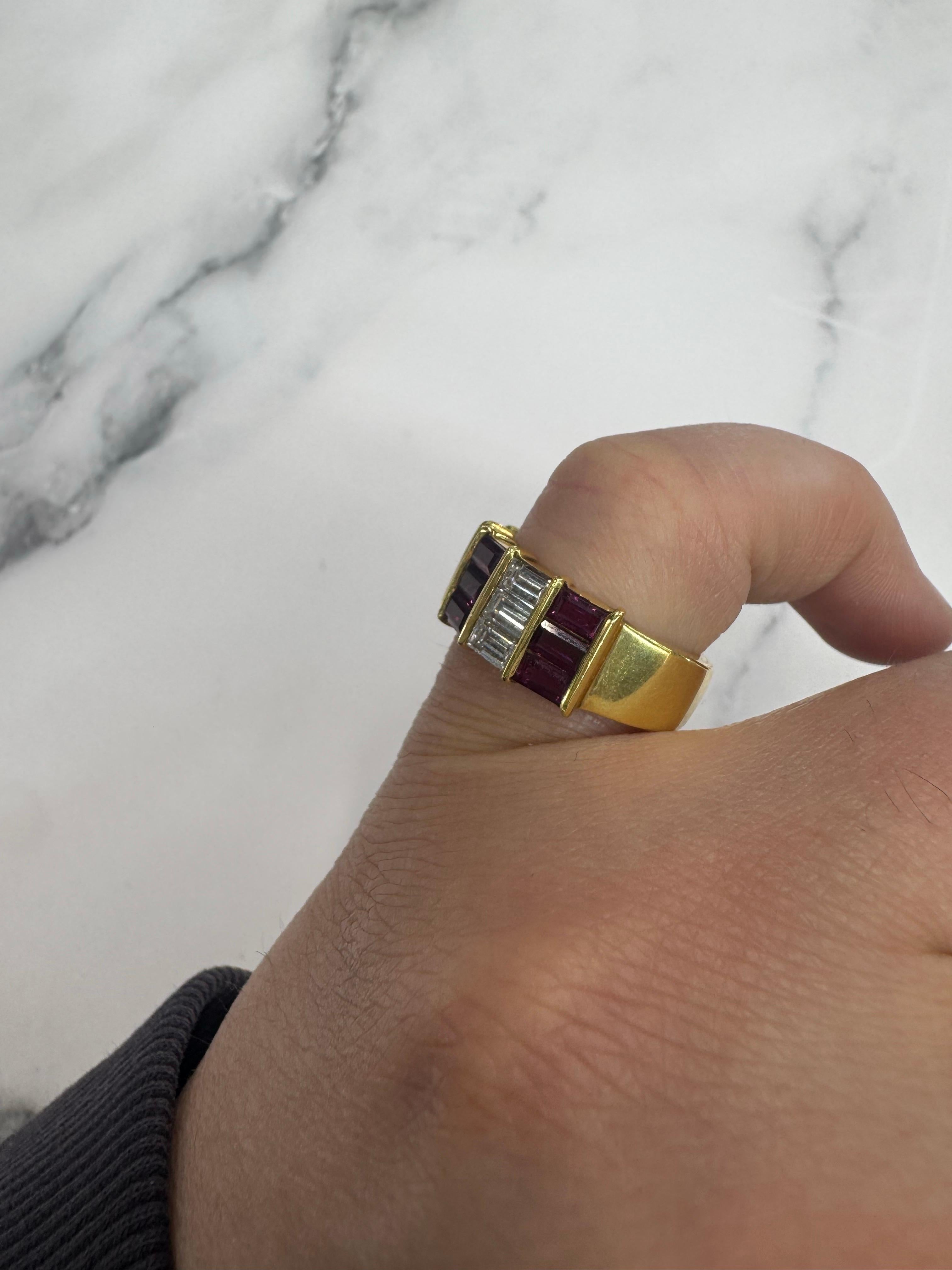 Vintage Ruby Diamonds Emerald Cut Band 2.85 CTTW 18 Karat Yellow Gold 9.5 Grams For Sale 4