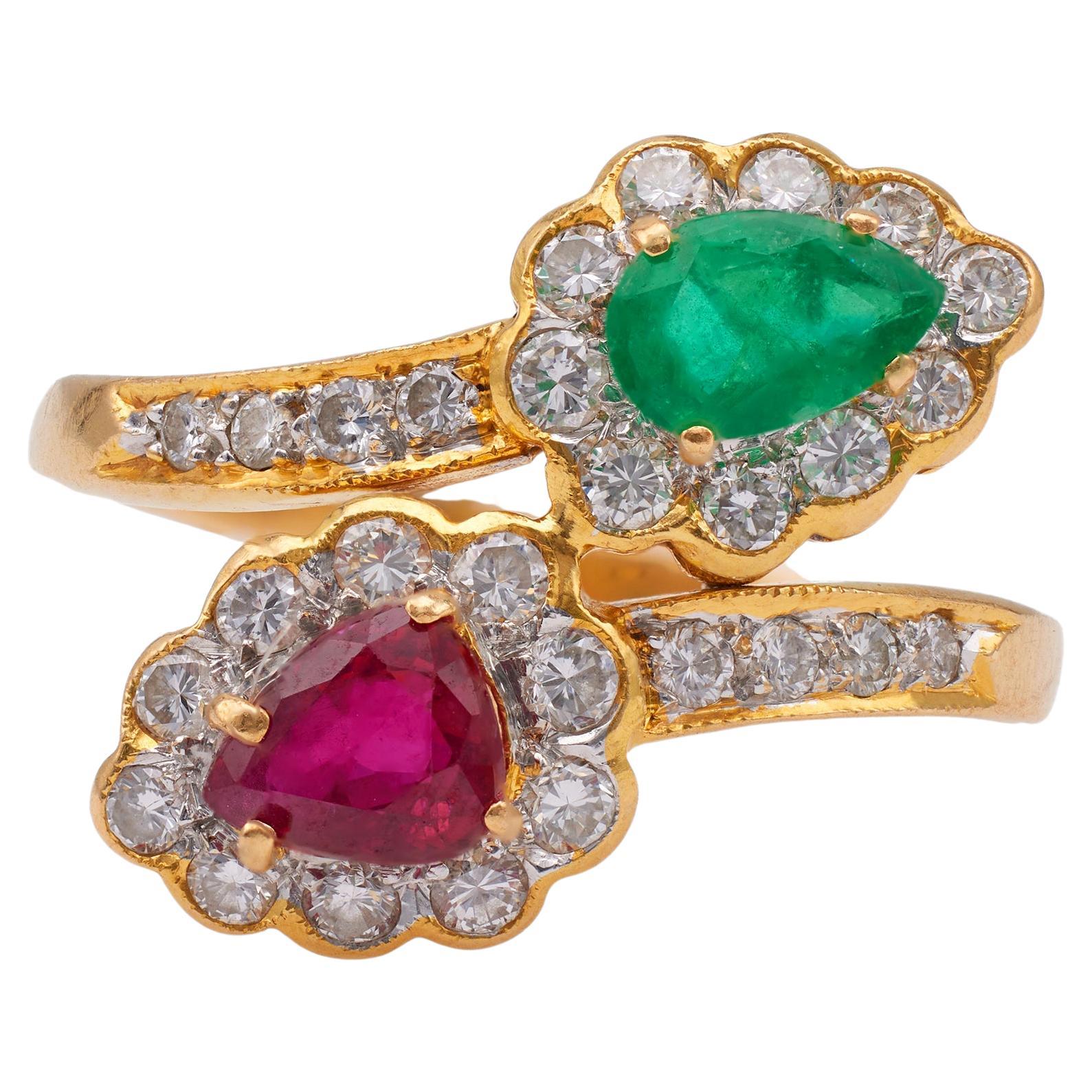 Vintage Ruby Emerald Diamond 18k Yellow Gold Toi et Moi Ring