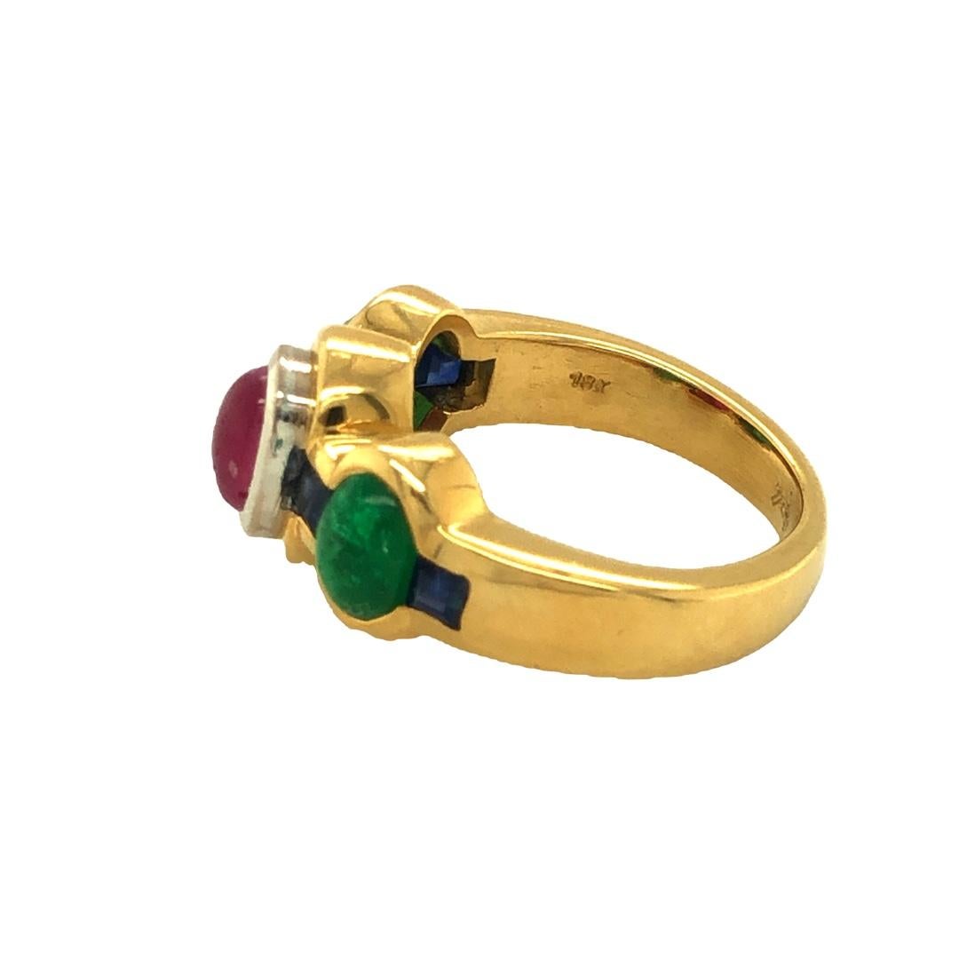 Vintage-Ring aus 18 Karat Gelbgold mit Rubin, Smaragd, Saphir und drei Steinen von Giovane im Zustand „Hervorragend“ im Angebot in beverly hills, CA