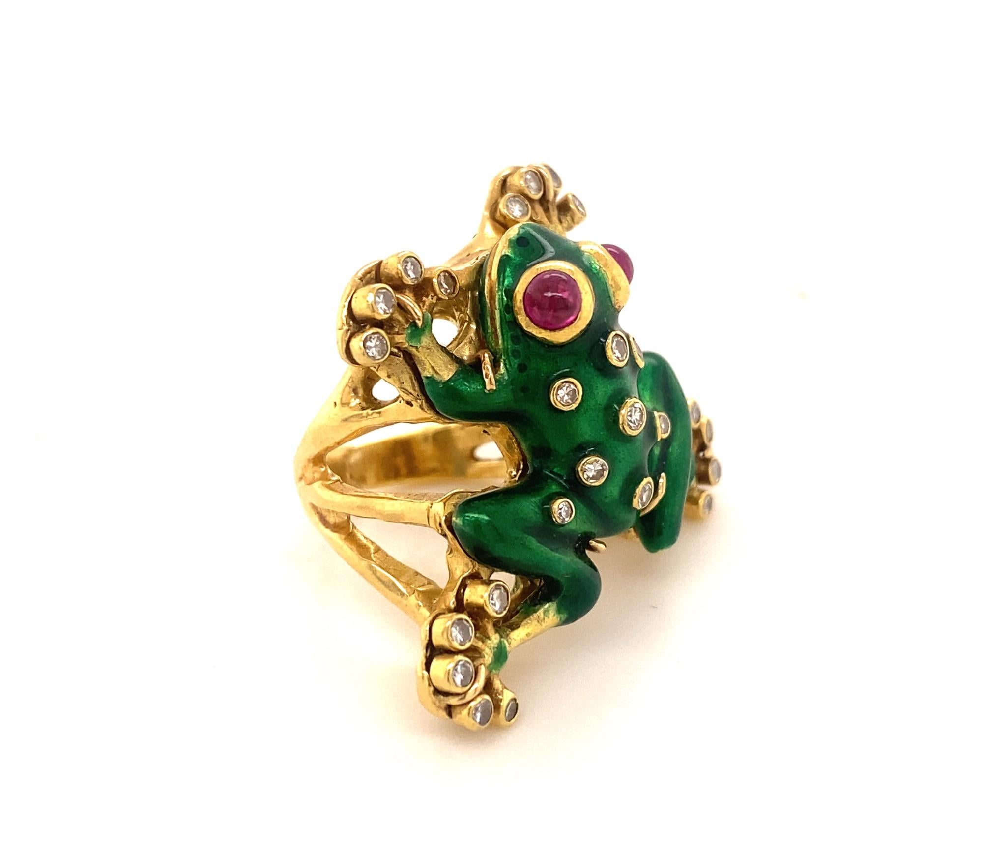 Vintage Ruby Eye Diamond Green Enamel Frog Ring 18K Yellow Gold In Good Condition In Woodland Hills, CA