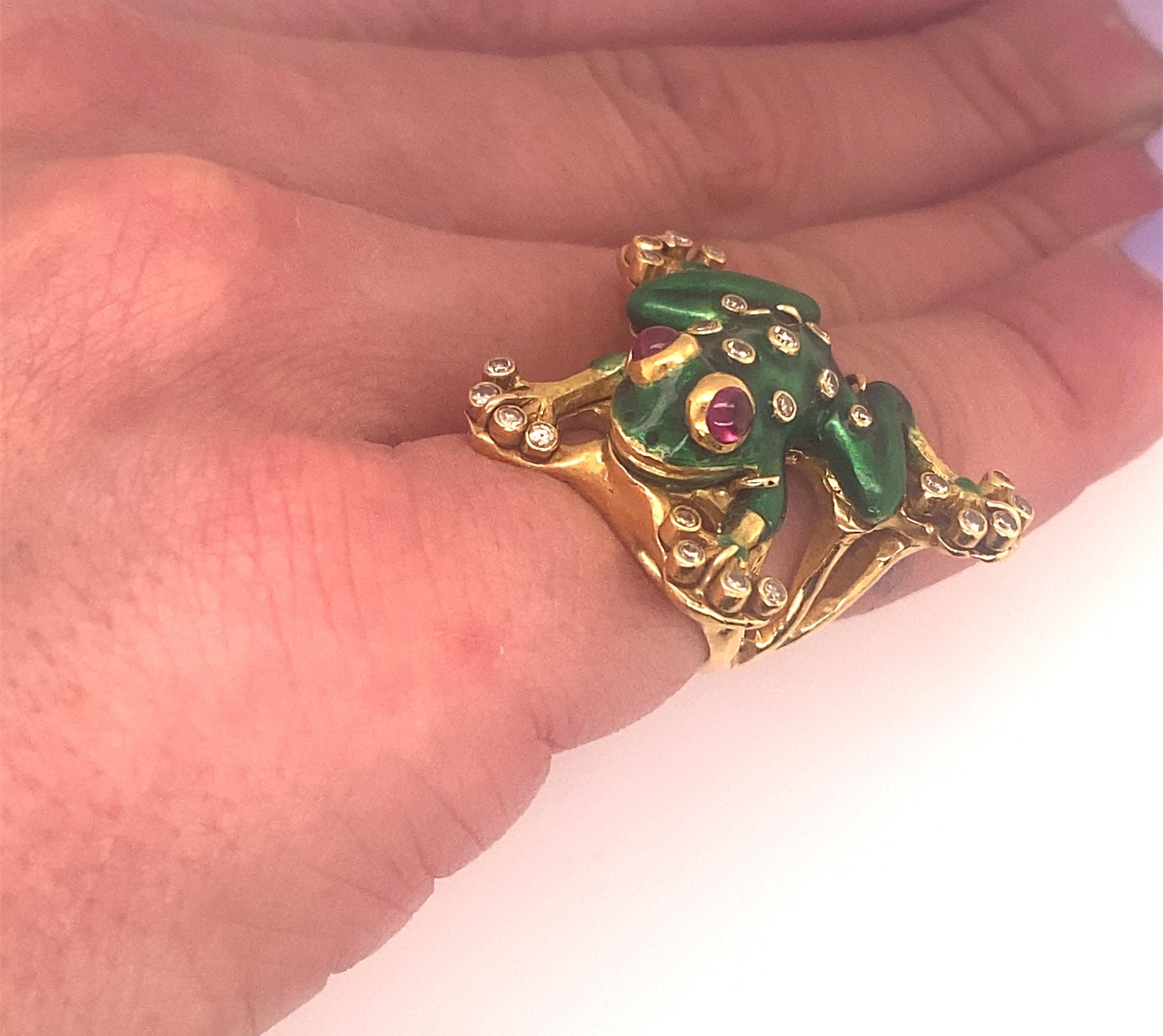 Vintage Ruby Eye Diamond Green Enamel Frog Ring 18K Yellow Gold 1