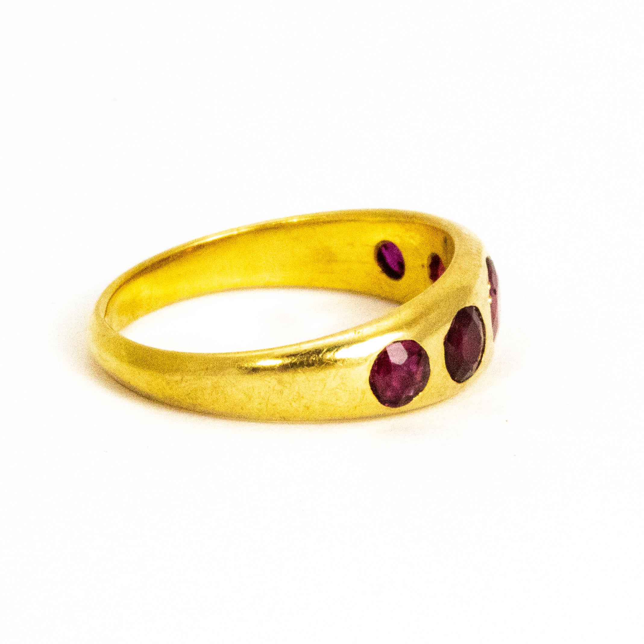 Vintage Ruby Five-Stone 18 Carat Gold Band In Good Condition In Chipping Campden, GB