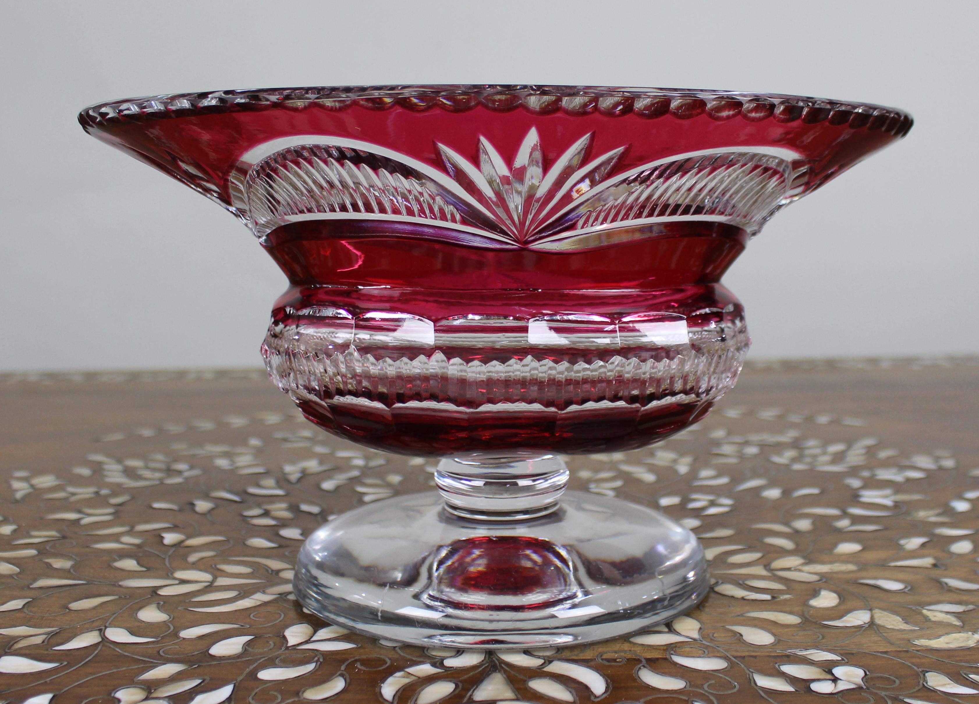 Vintage Ruby Overlay Cut-to-Clear Crystal Centrepiece Vase at 1stDibs