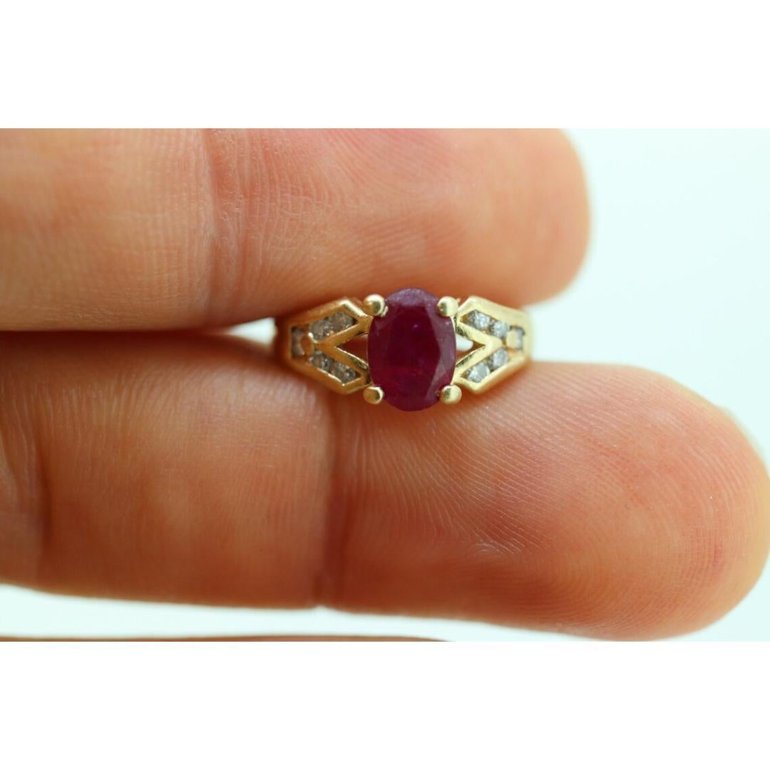 Women's or Men's Vintage Ruby Ring. 14k Oval Ruby and Diamond Solitaire ring. Ruby Engagement For Sale