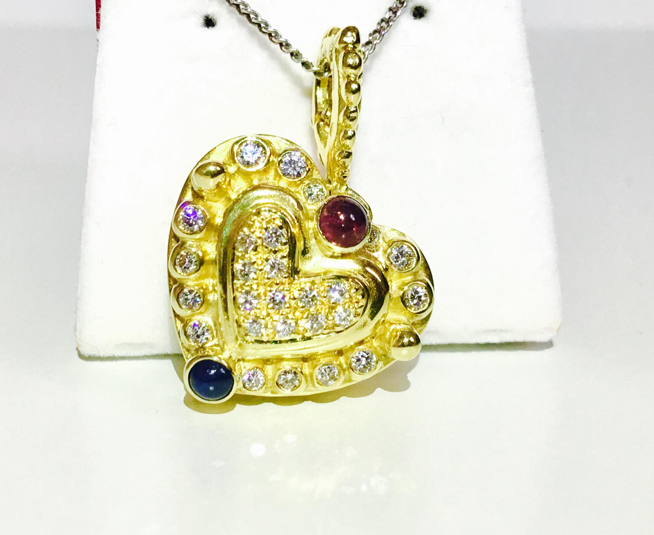 Vintage Ruby Sapphire Diamond Heart Shaped Pendant, 18 Karat Gold In Excellent Condition For Sale In Miami, FL