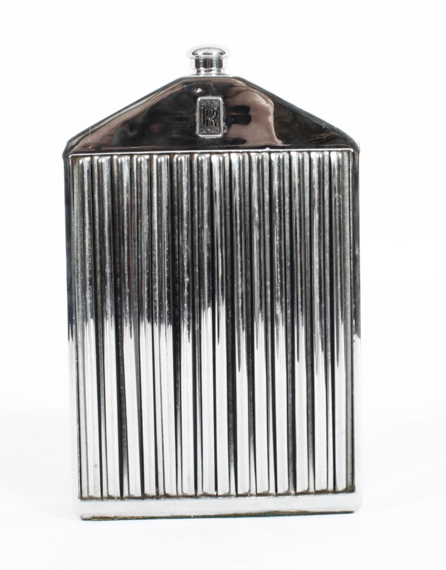 Vintage Ruddspeed Ltd Roll's Royce Radiator Decanter Midcentury In Good Condition In London, GB