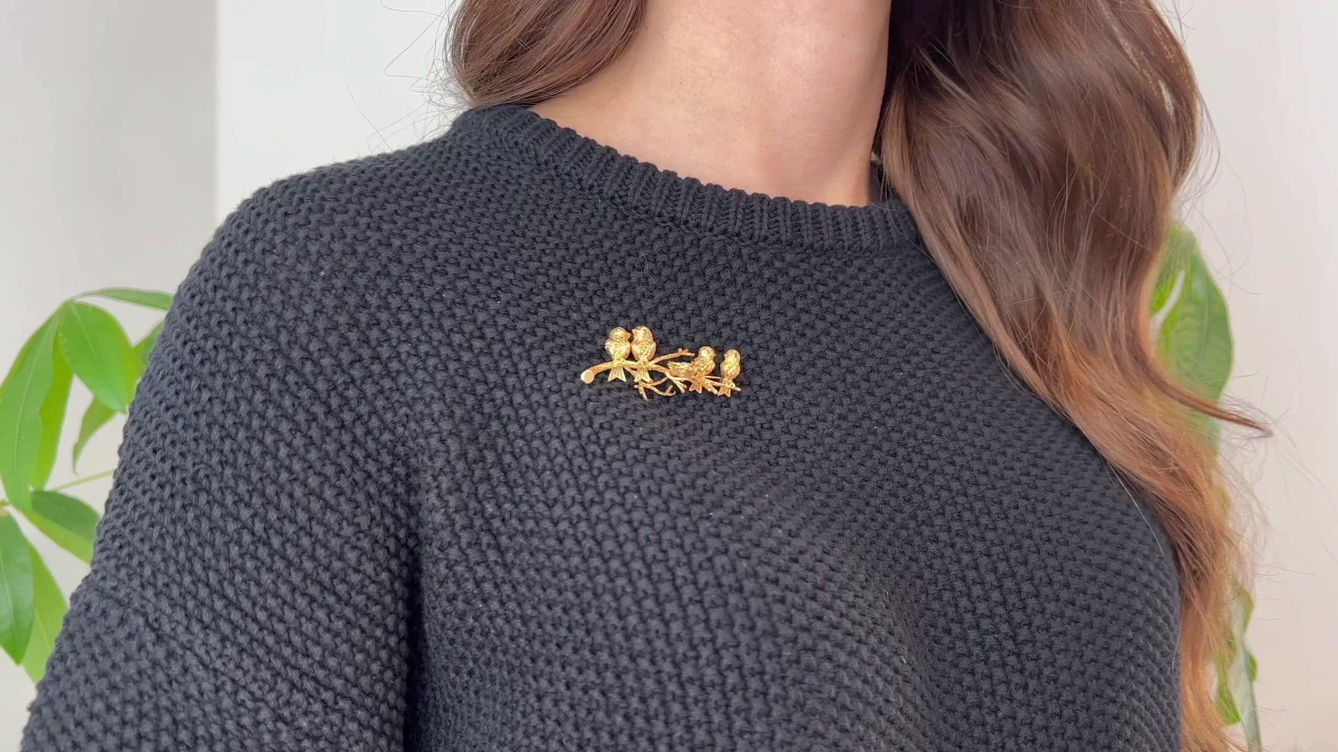 Vintage Rudi Cherny Emerald Pearl 18 Karat Yellow Gold Bird Brooch For Sale at 1stDibs rudi