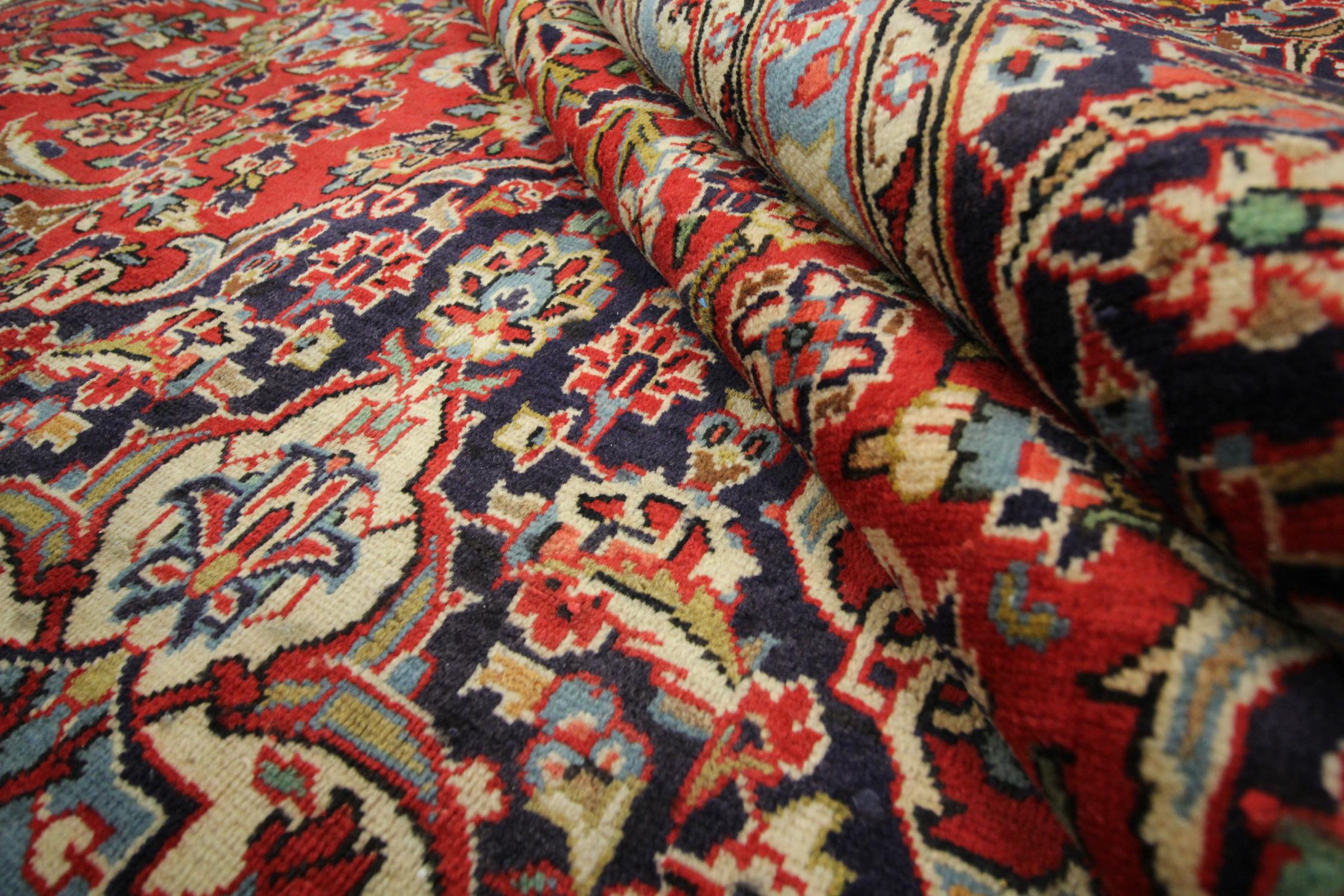 Bohemian Vintage Rug Handmade Carpet  Large Red Oriental Wool Living Room Rug For Sale