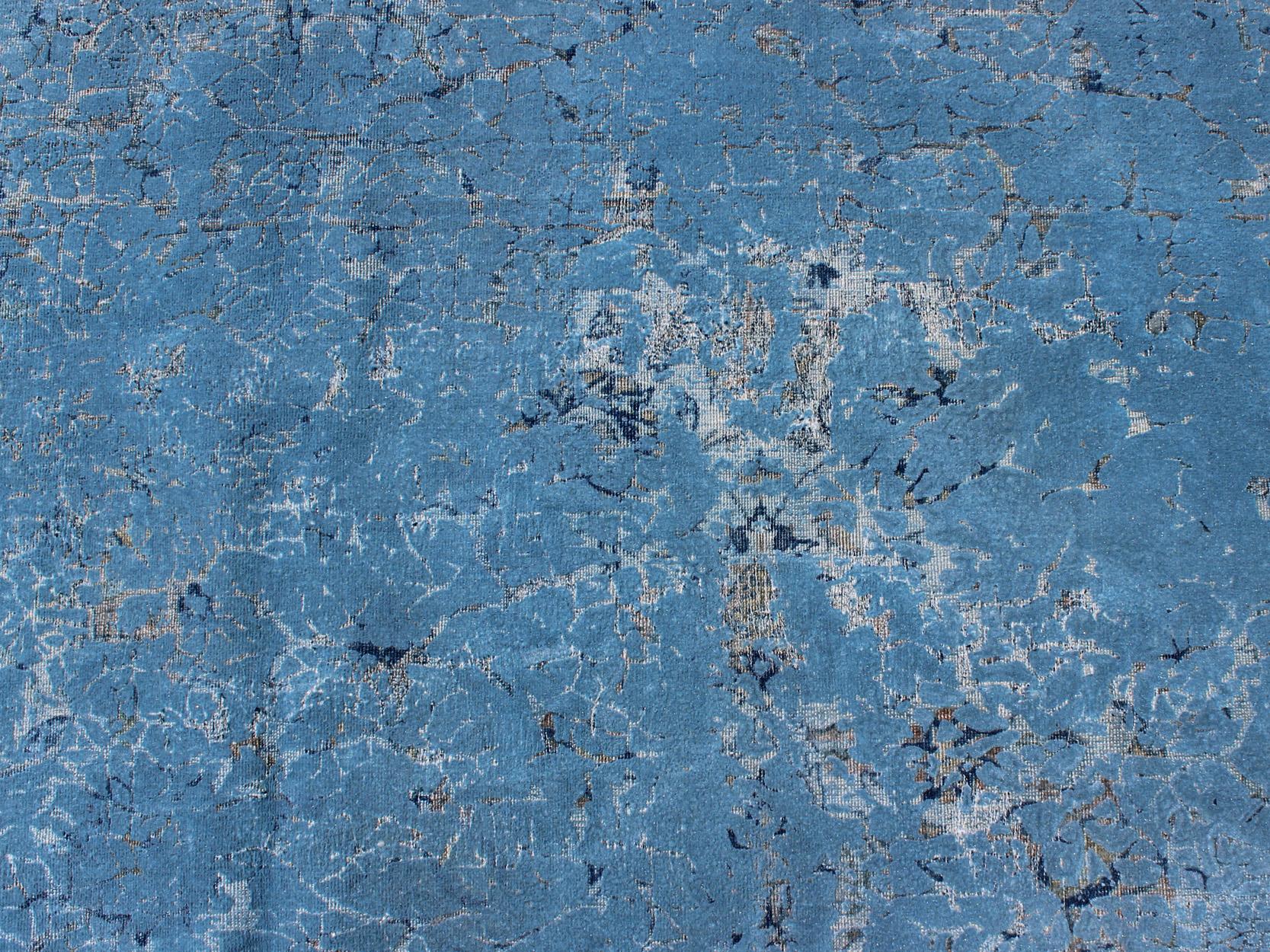 Tappeto vintage dal design moderno in am design blu in vendita 2