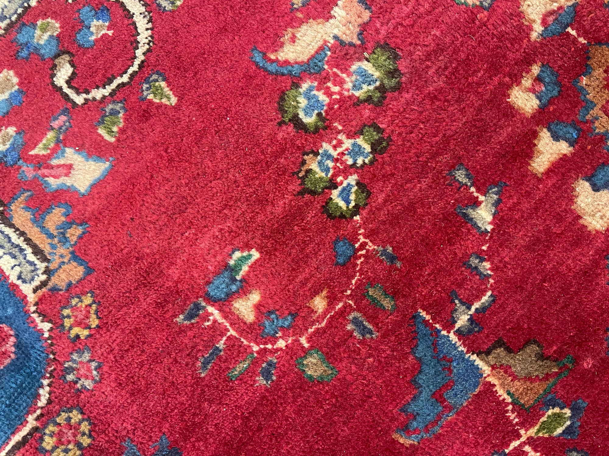 Vintage Rug Knotted Pile Carpet Turkish Handmade Oriental Wool Rug For Sale 7