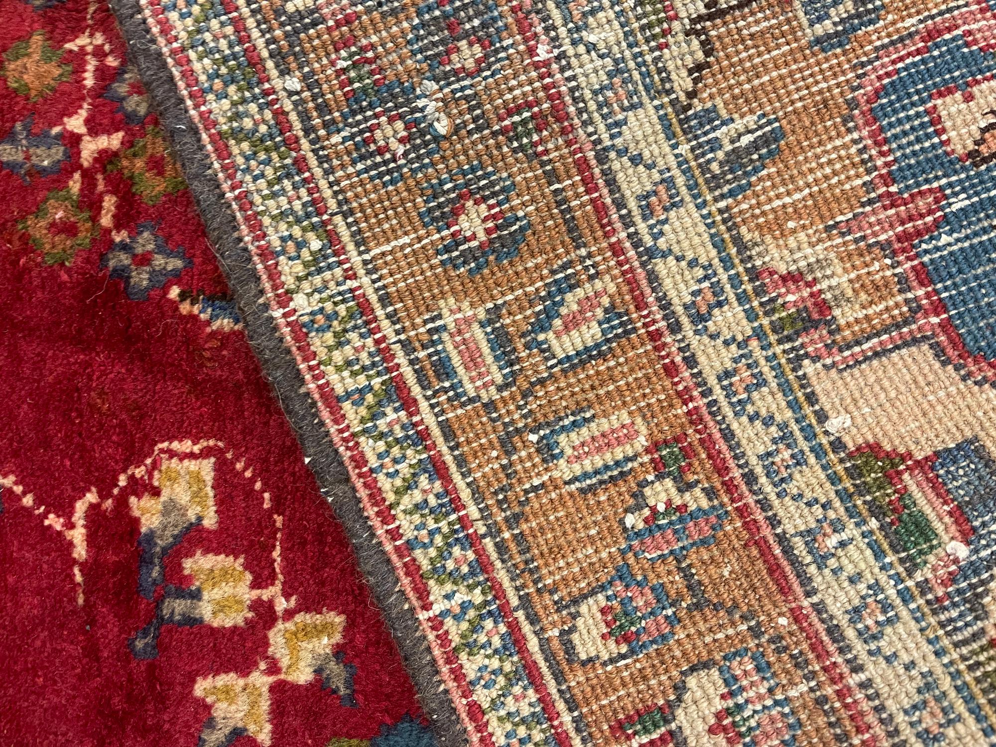 Vintage Rug Knotted Pile Carpet Turkish Handmade Oriental Wool Rug For Sale 9