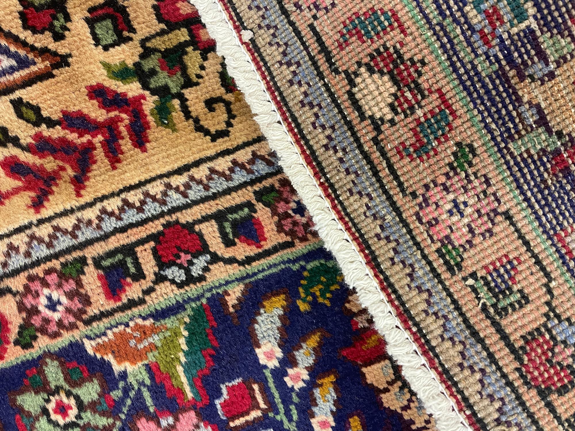 Vintage Rug Red Wool Carpet, Floral Handwoven Oriental Area Rug For Sale 5