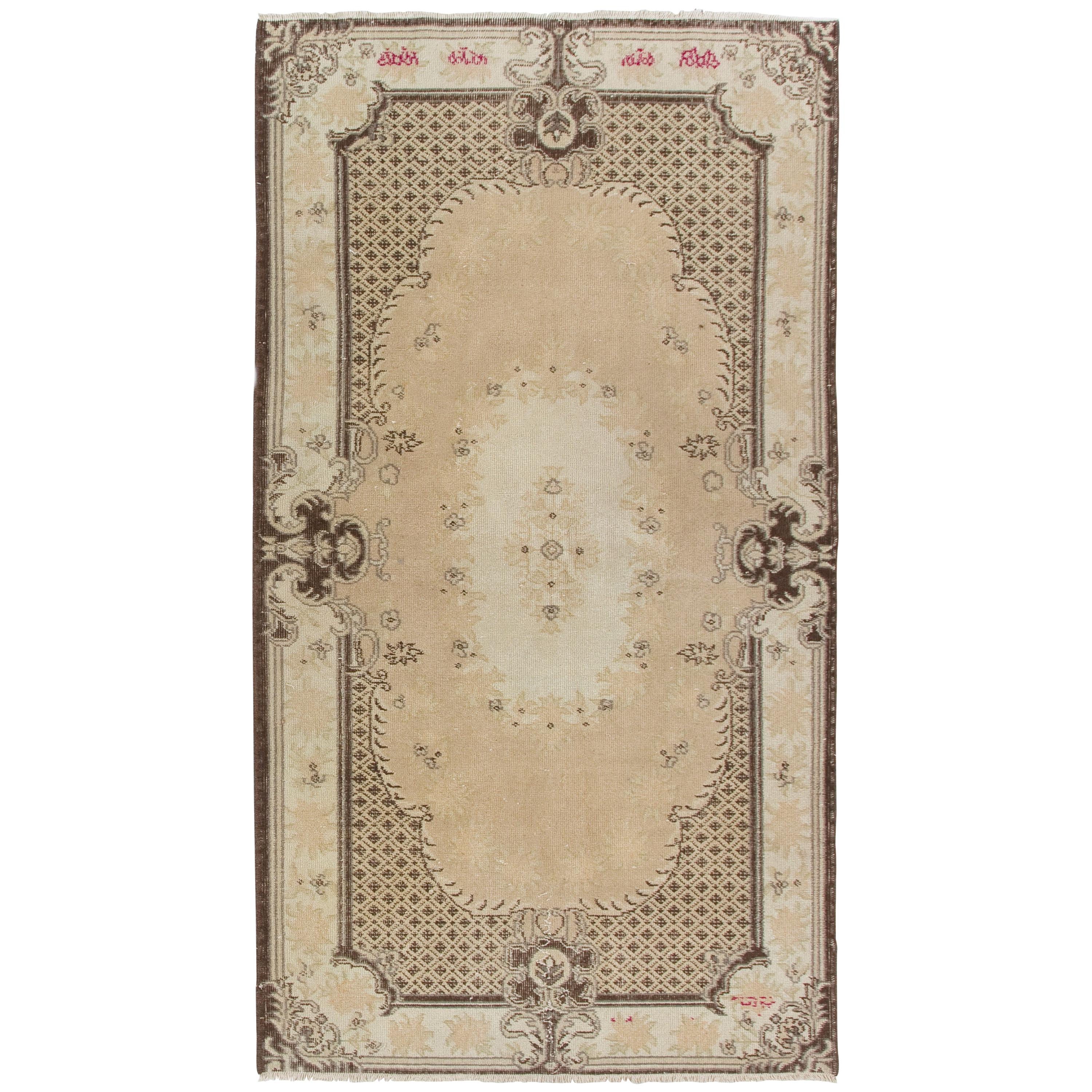 Vintage Rug with French Aubusson Design, 4x7 Ft