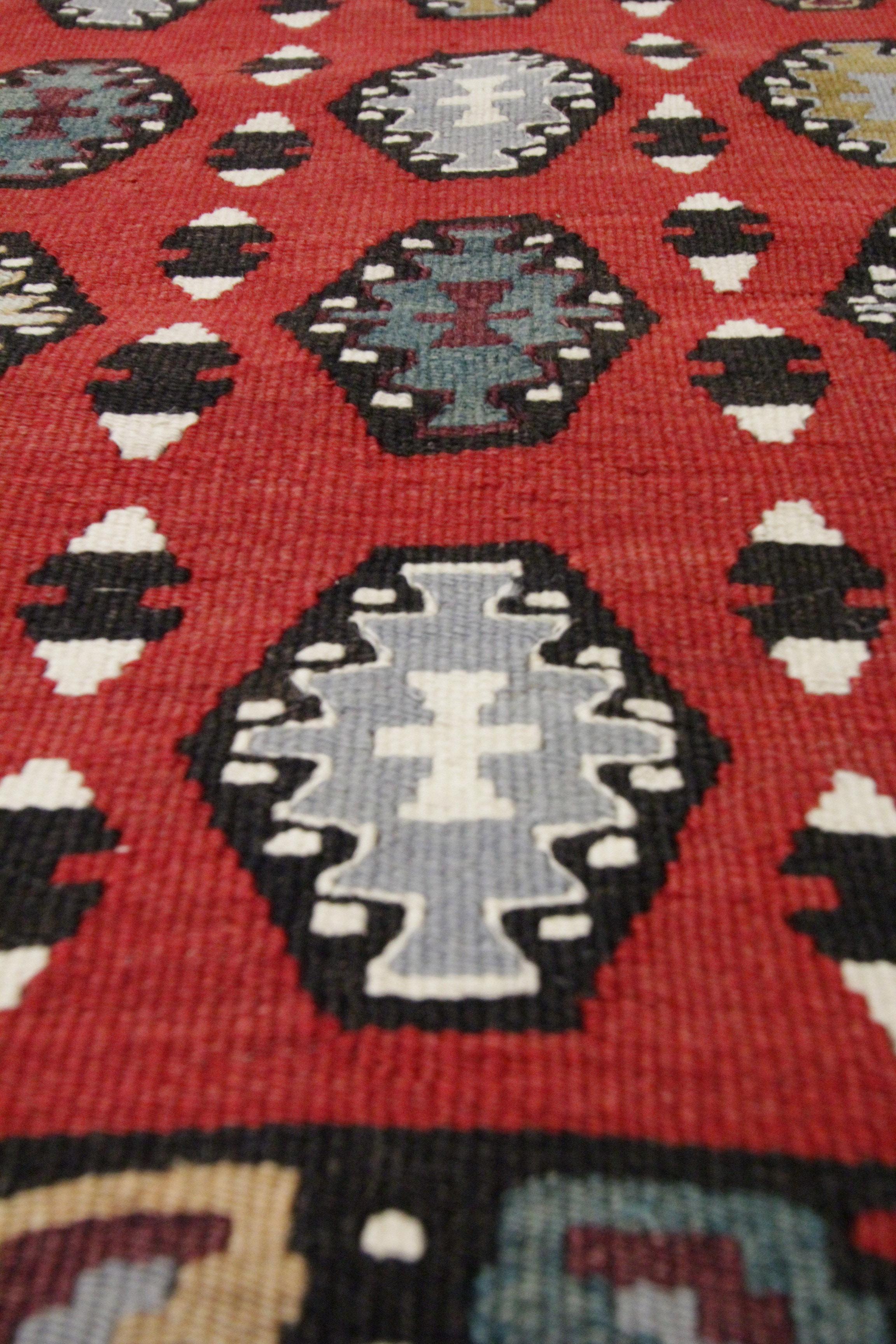Vintage Rugs for Living Room, Red Handmade Kilim Rug, Wool Flatweave Carpet For Sale 2