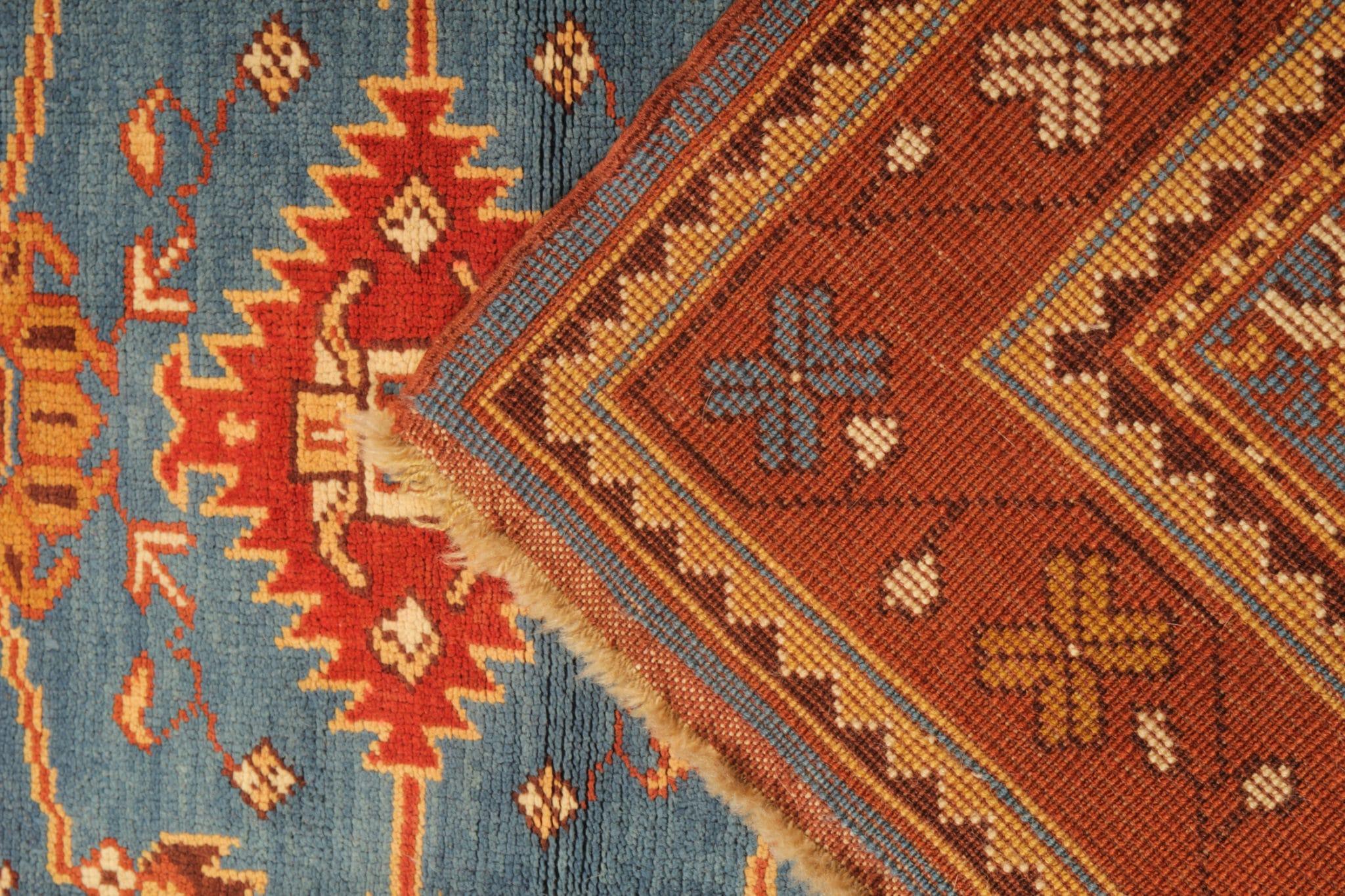 Vintage Rugs, Turkish Rugs, Oushak Carpets, Handmade Oriental Rug for Sale In Excellent Condition For Sale In Hampshire, GB