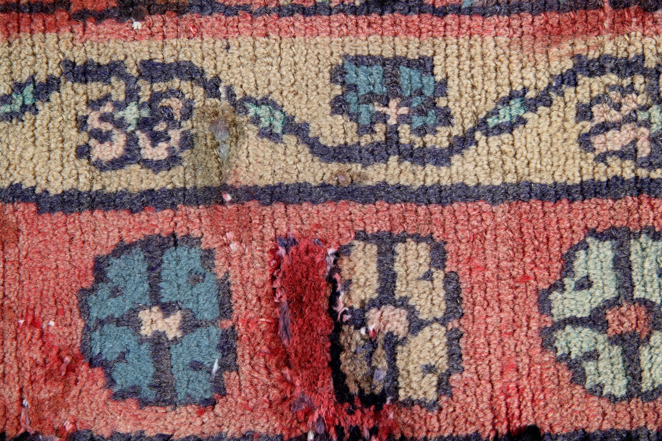 Traditioneller Vintage-Läufer-Teppich, geometrischer Vintage-Wollteppich (Handgewebt) im Angebot