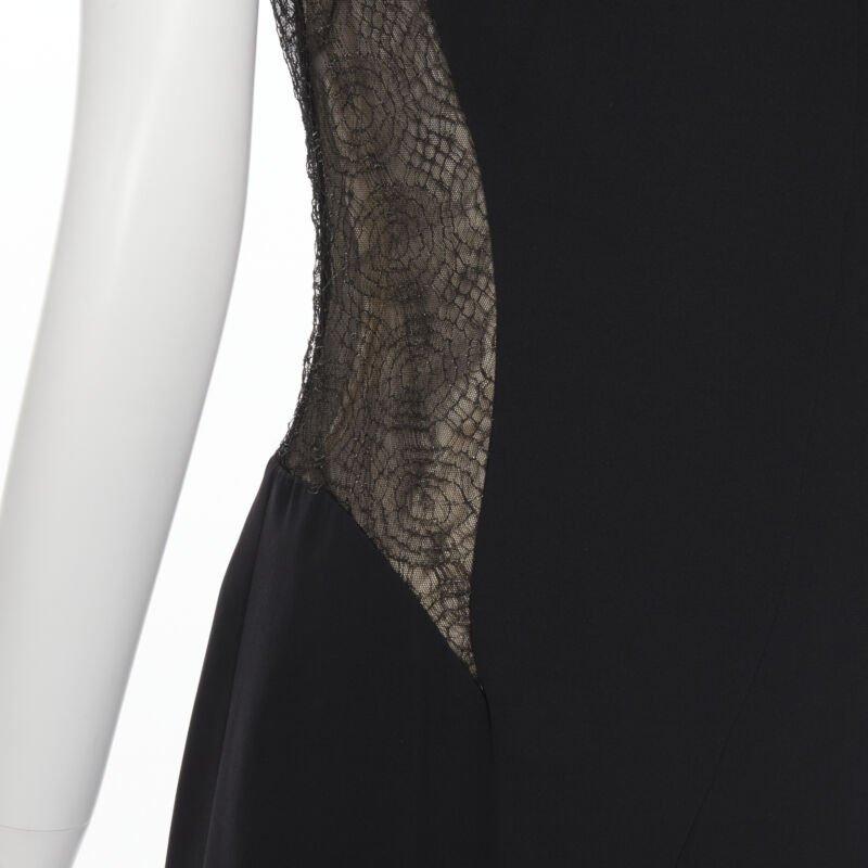 vintage Runway GIANNI VERSACE 1998 noir web sheer lace panel gown IT40 S en vente 3