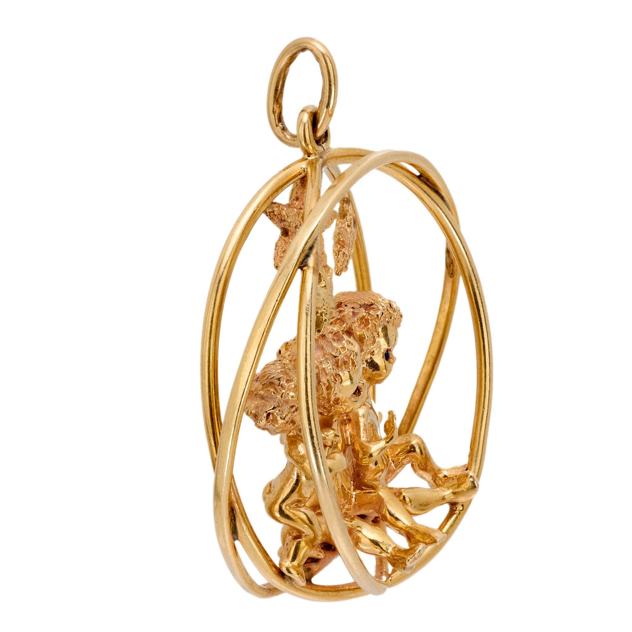 Modern Vintage Ruser 14k yellow gold sapphire pendant For Sale