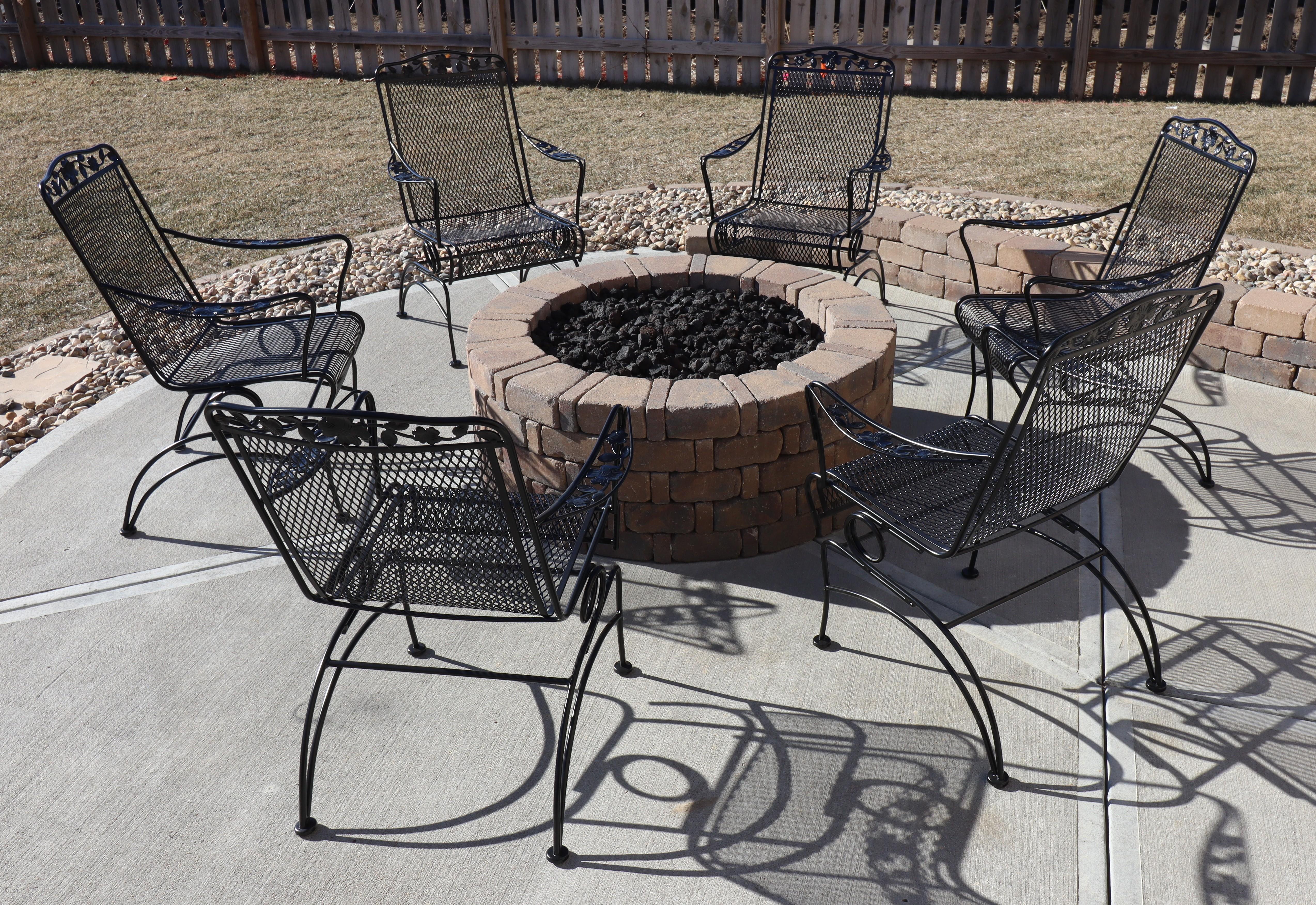 Vintage Russel Woodard Primrose Wrought Iron Family Relax Chairs For Sale 3