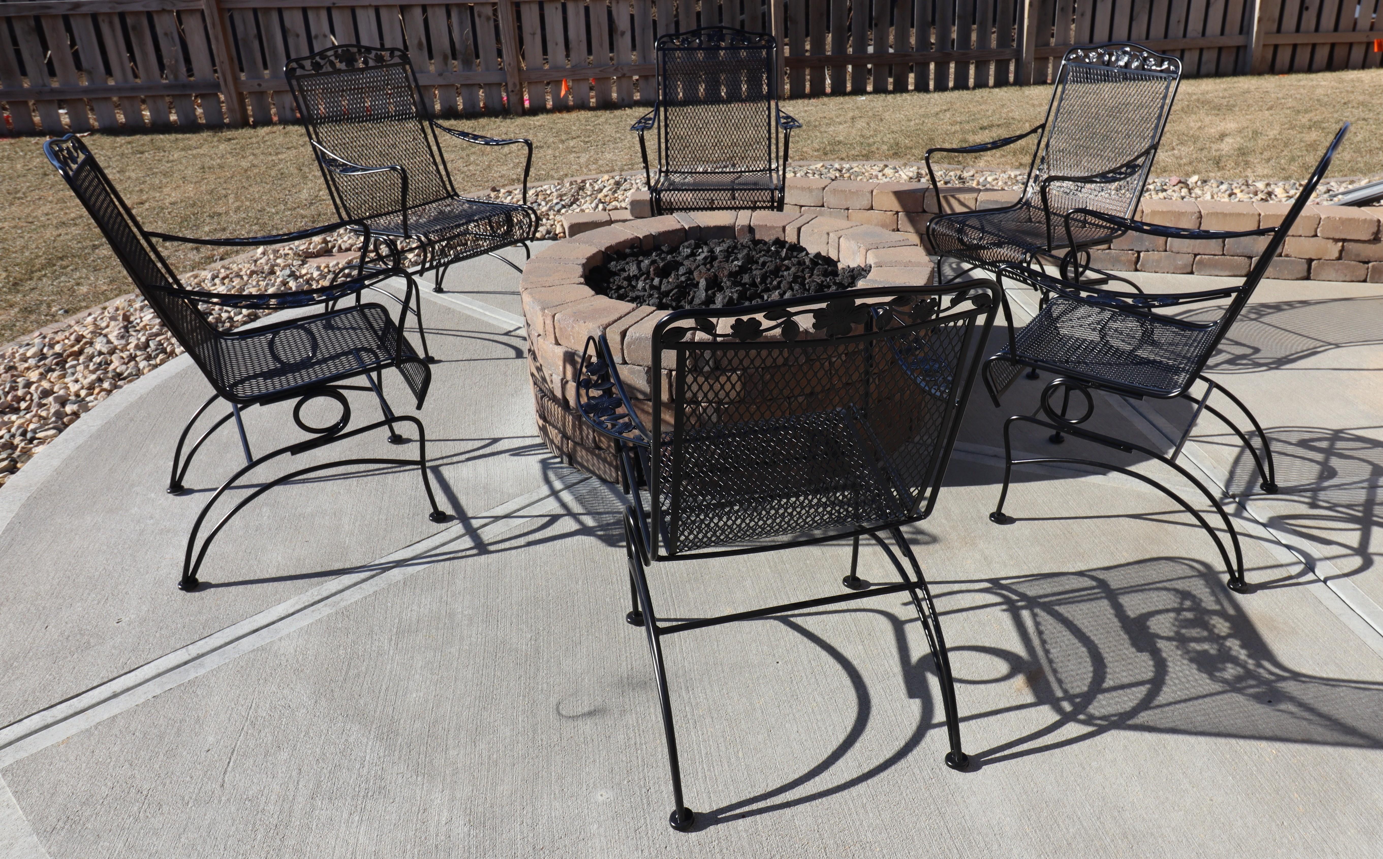 Mid-Century Modern Vintage Russel Woodard Primrose Wrought Iron Family Relax Chairs For Sale