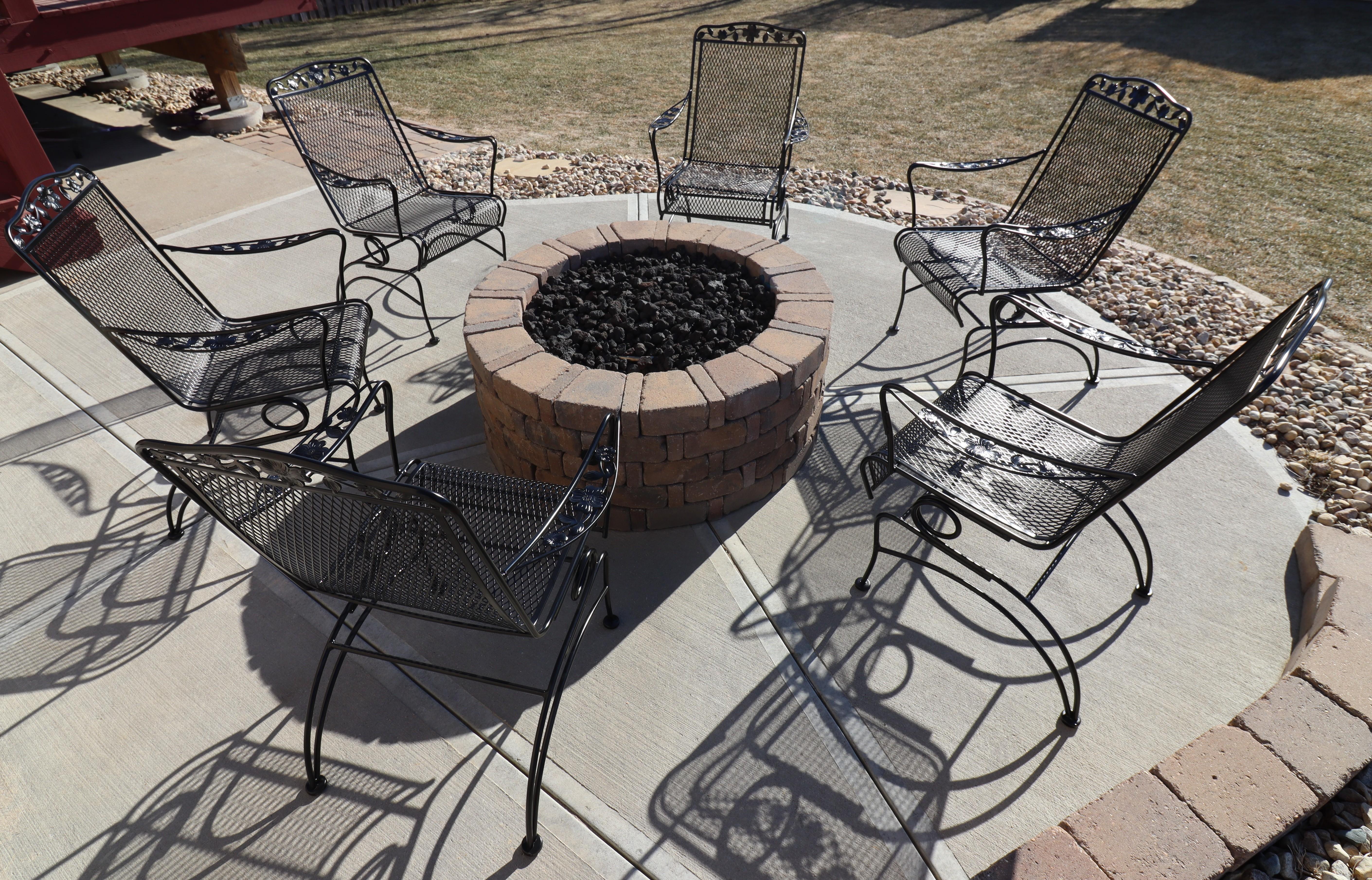 Welded Vintage Russel Woodard Primrose Wrought Iron Family Relax Chairs For Sale