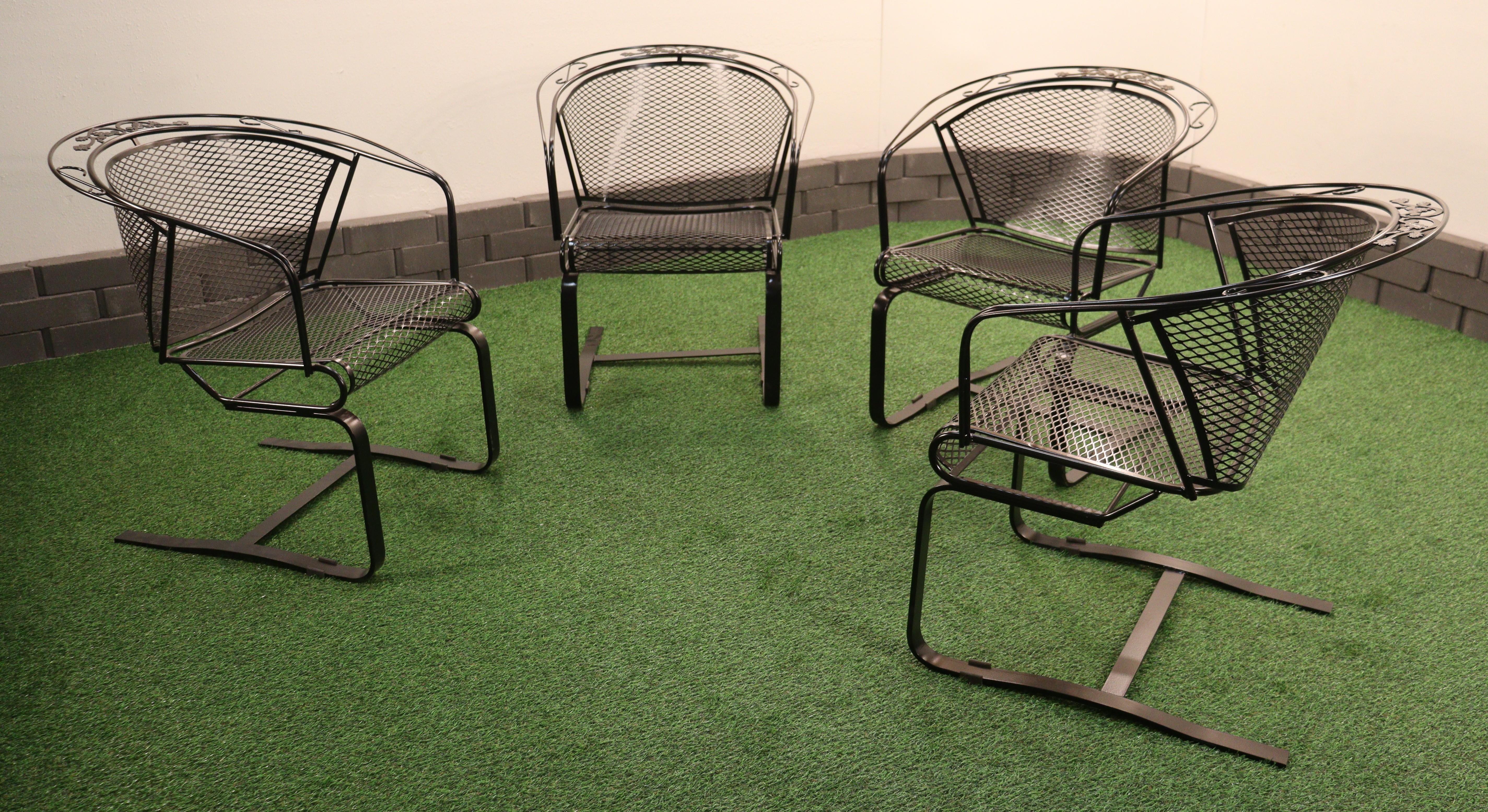 Mid-Century Modern Vintage Russell Woodard Acorn and Oak Leaf Wrought Iron Rockers With Table For Sale