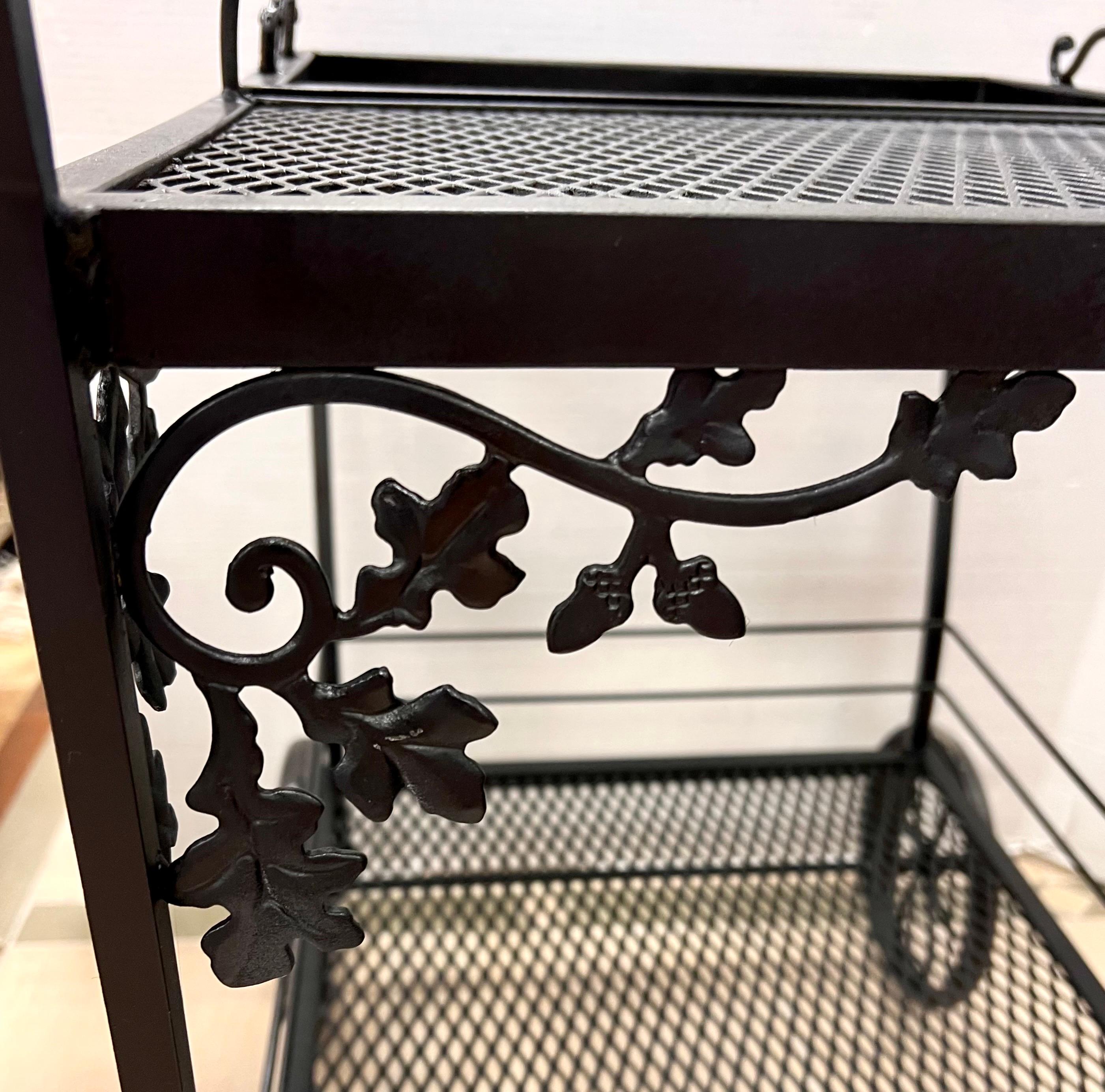 Vintage Russell Woodard Black Iron Rolling Bar Cart Removable Tray 2