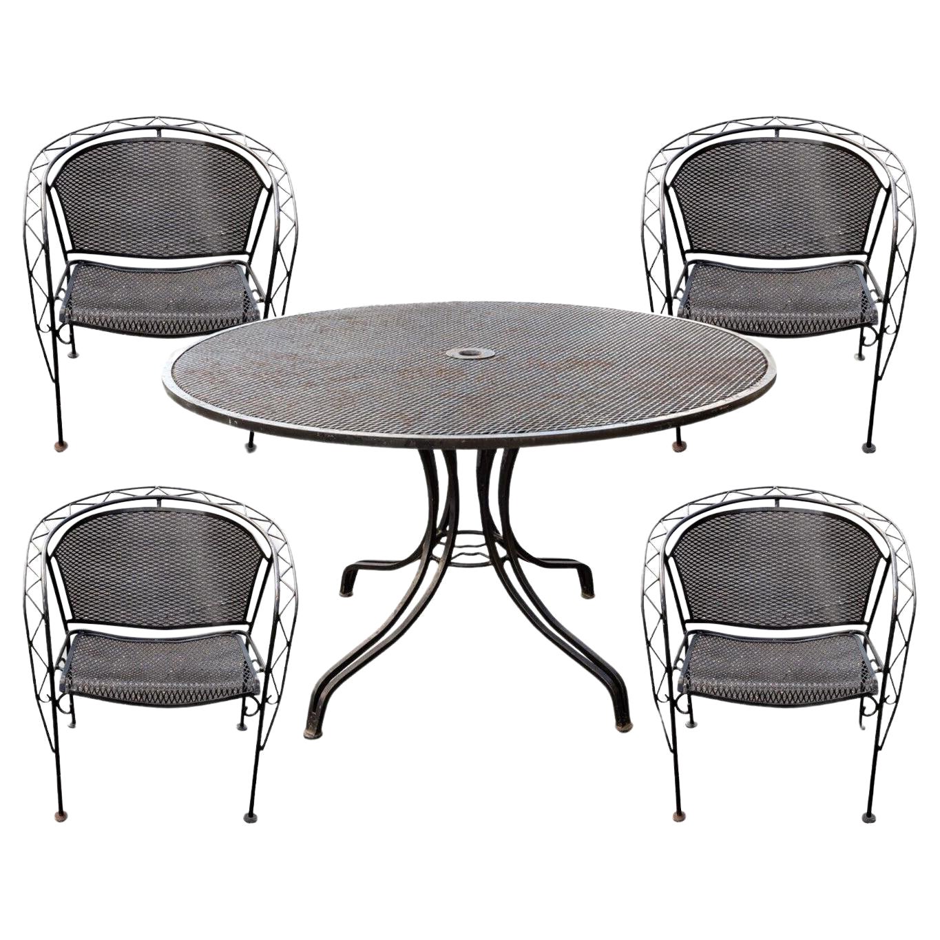 Set da giardino in ferro battuto nero Russell Woodard vintage con tavolo e 4 sedie