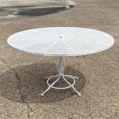Vintage Russell Woodard Sculptura 53" Round Wrought Iron Patio Dining Table