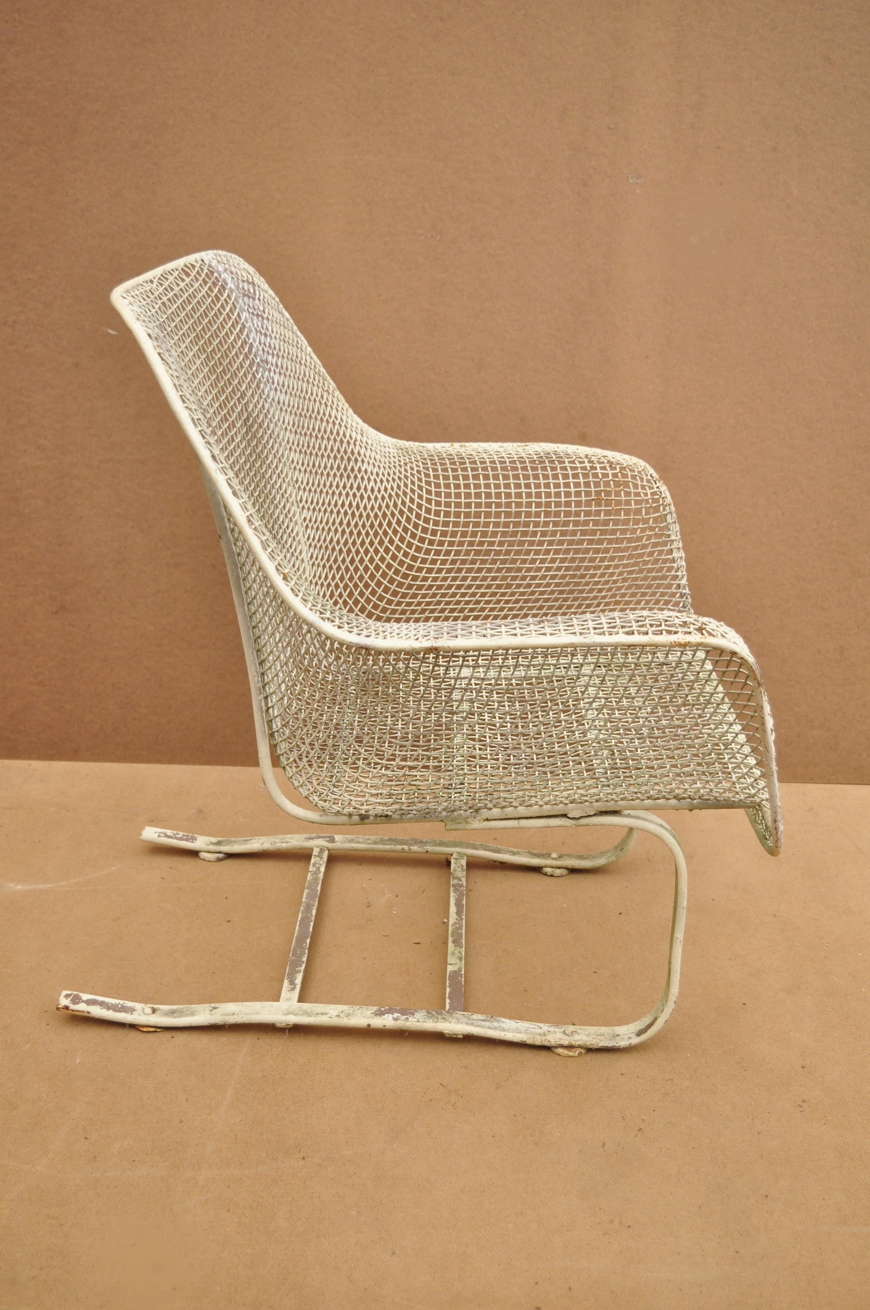 20th Century Vintage Russell Woodard Sculptura Metal Mesh Wrought Iron Bouncer Lounge Chair