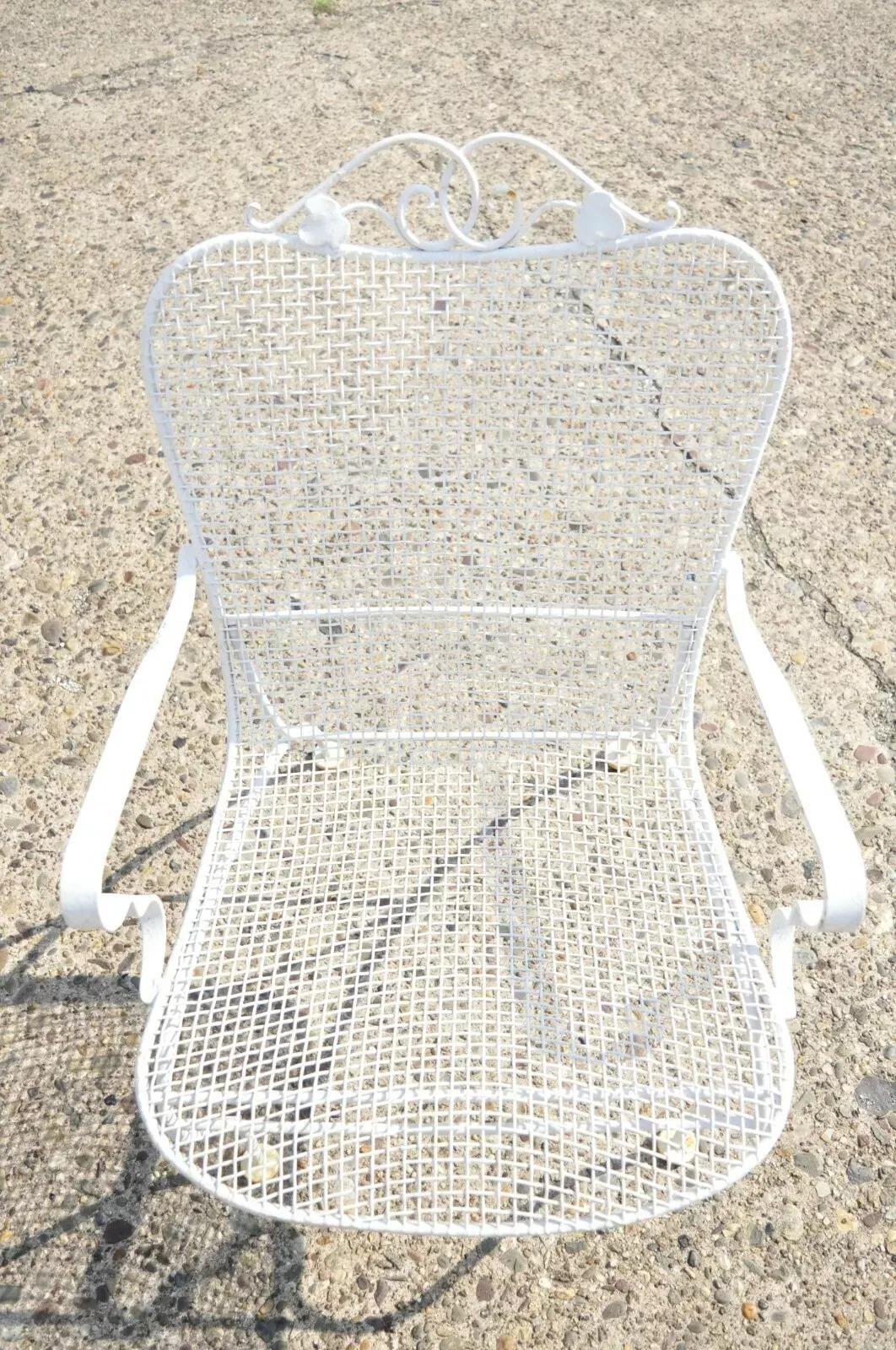Mid-Century moderno Vintage Russell Woodard Sculptura Mid Century Modern Iron Patio Dining Arm Chair in vendita