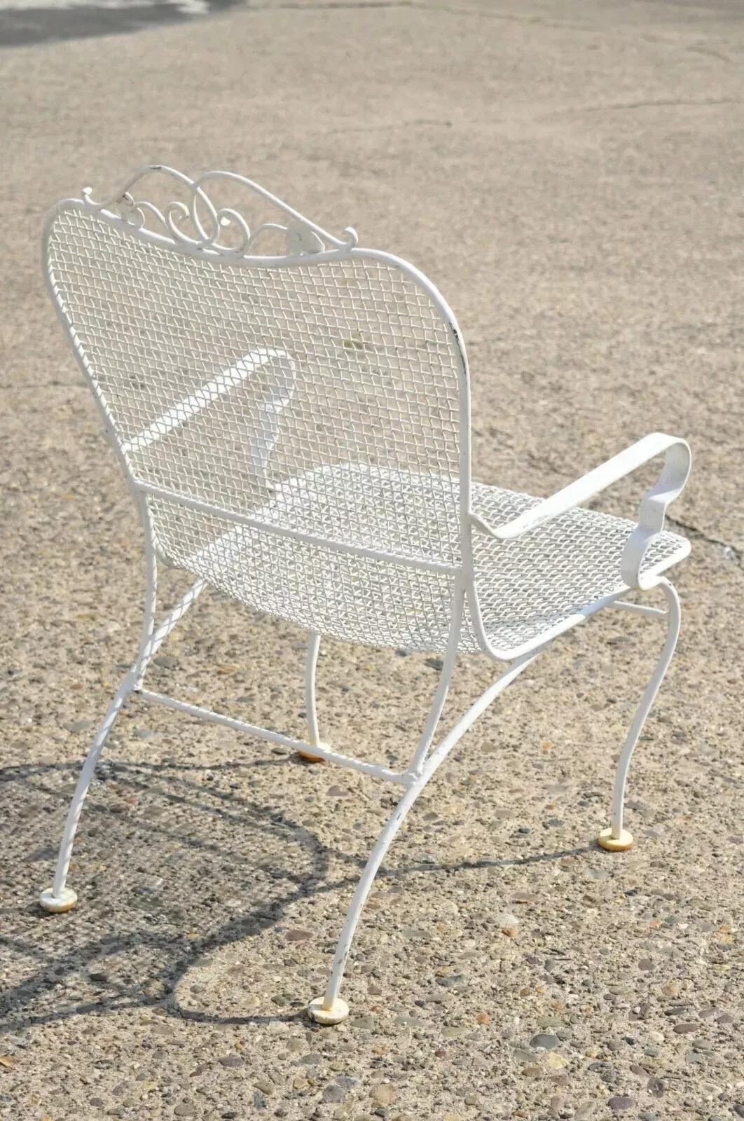 Vintage Russell Woodard Sculptura Mid Century Modern Iron Patio Dining Arm Chair in vendita 1