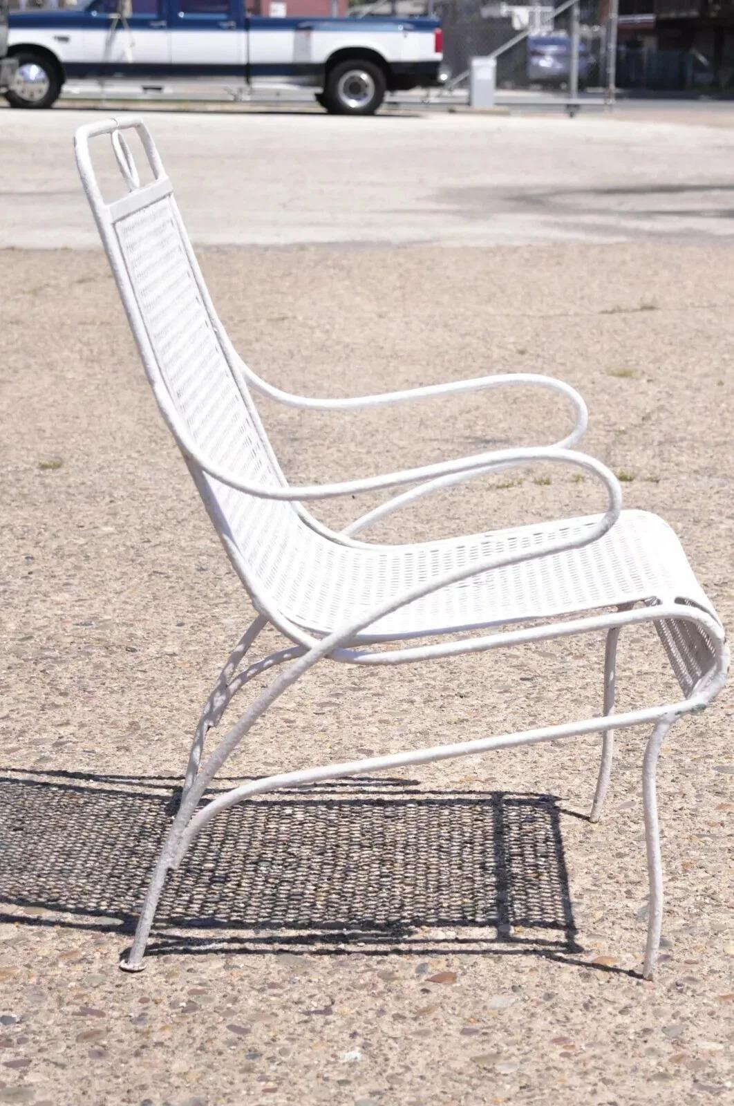 Mid-Century Modern Vintage Russell Woodard Sculptura Mid Century Wrought Iron Patio Arm Chair For Sale