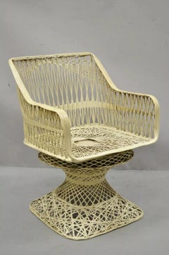 Vintage Russell Woodard Sillón de comedor MCM de fibra de vidrio tejida con asiento giratorio