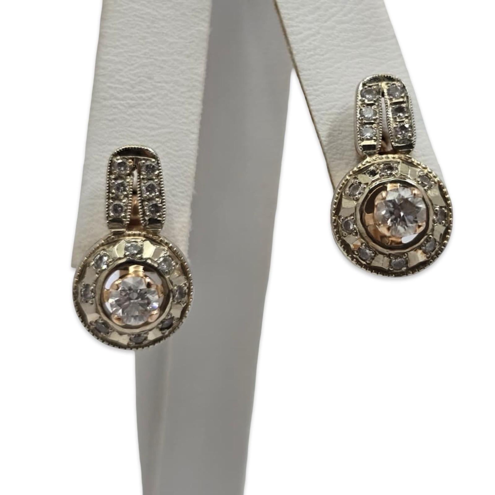 Orecchini a goccia con diamanti d'epoca russi da 1,24 carati con design a raggiera in oro 14k In condizioni ottime in vendita a Miami, FL
