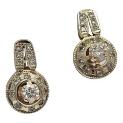 Orecchini a goccia con diamanti d
epoca russi da 1,24 carati con design a raggiera in oro 14k