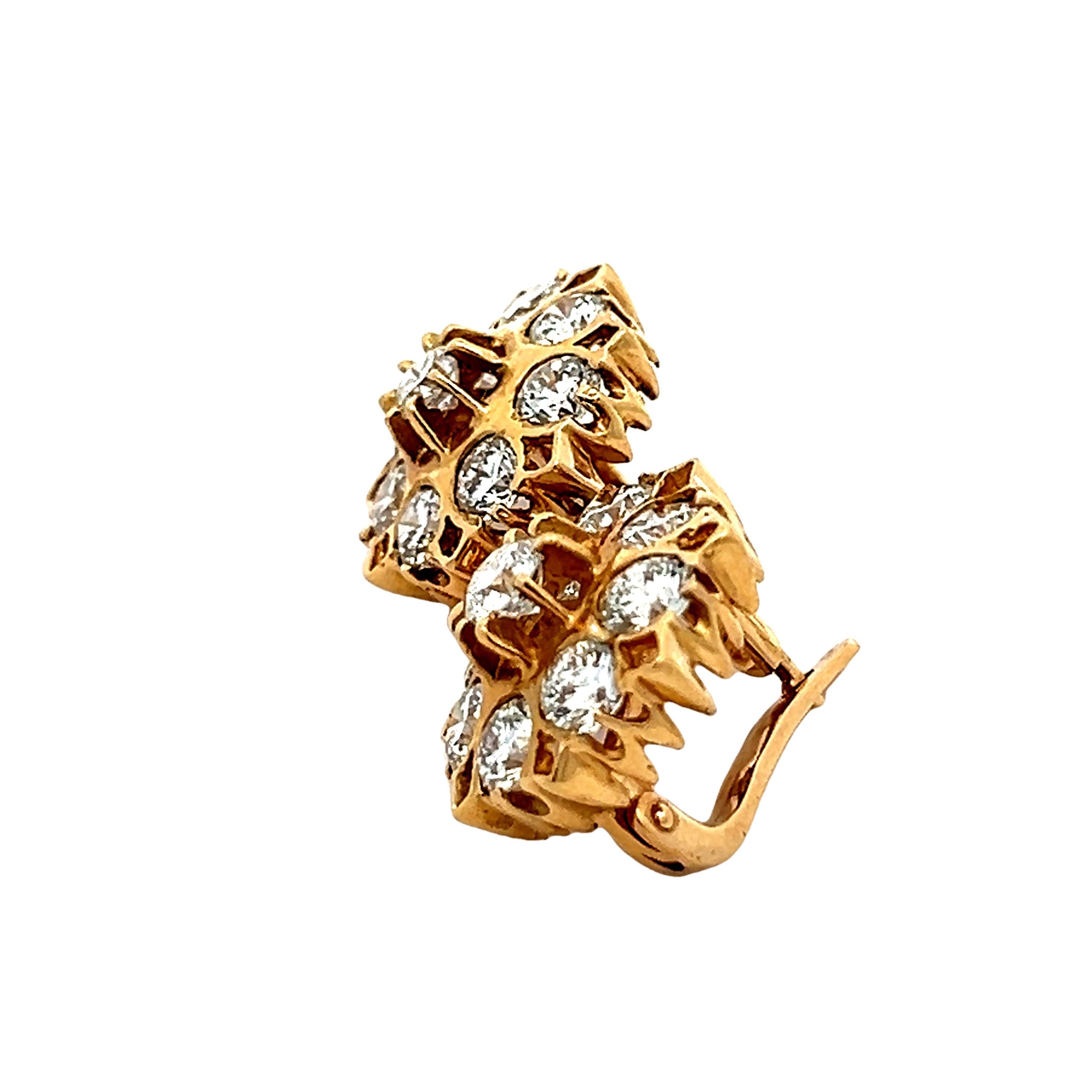 Vintage Russian 14K Gold Diamant Cluster Ohrringe, 4,00 Karat (Rundschliff) im Angebot