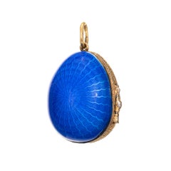 Vintage Russian Egg Charm Guilloche Enamel Diamond Opens Silver Gilt Jewelry (Gioielli in argento dorato)