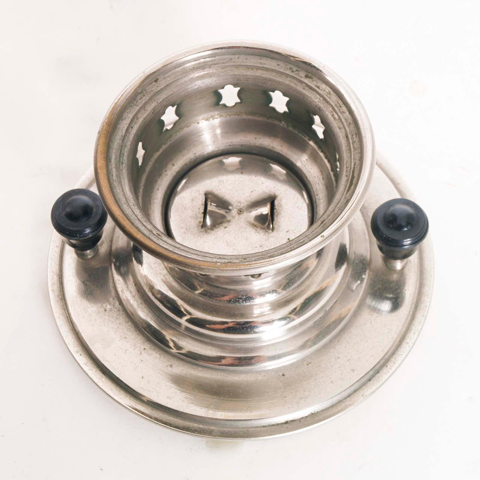 Vintage Russian Samovar Electric Kettle Silver-plated brass, working In Good Condition For Sale In Vigonza, Padua