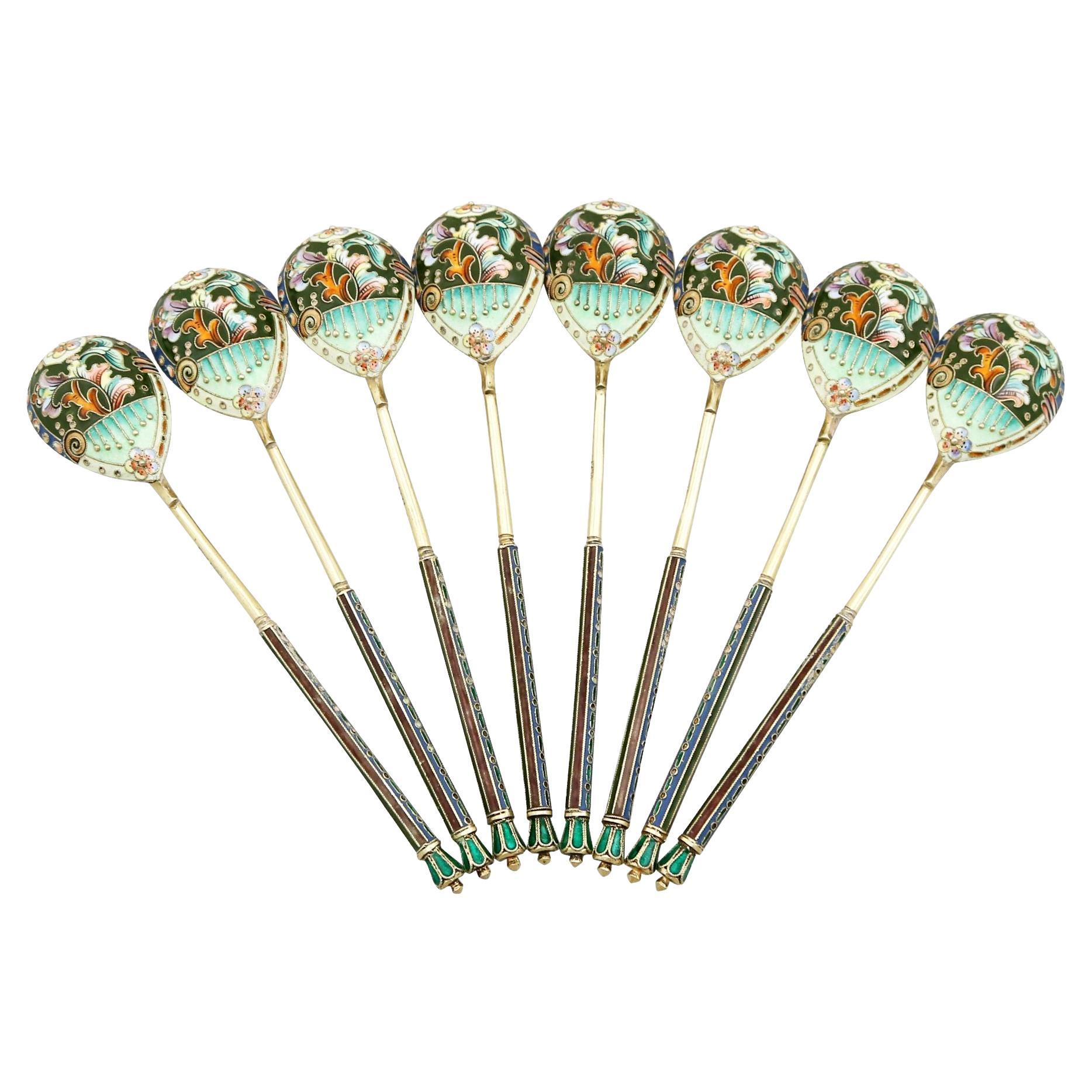 Cucharas rusas vintage de plata dorada y esmalte cloisonné policromado
